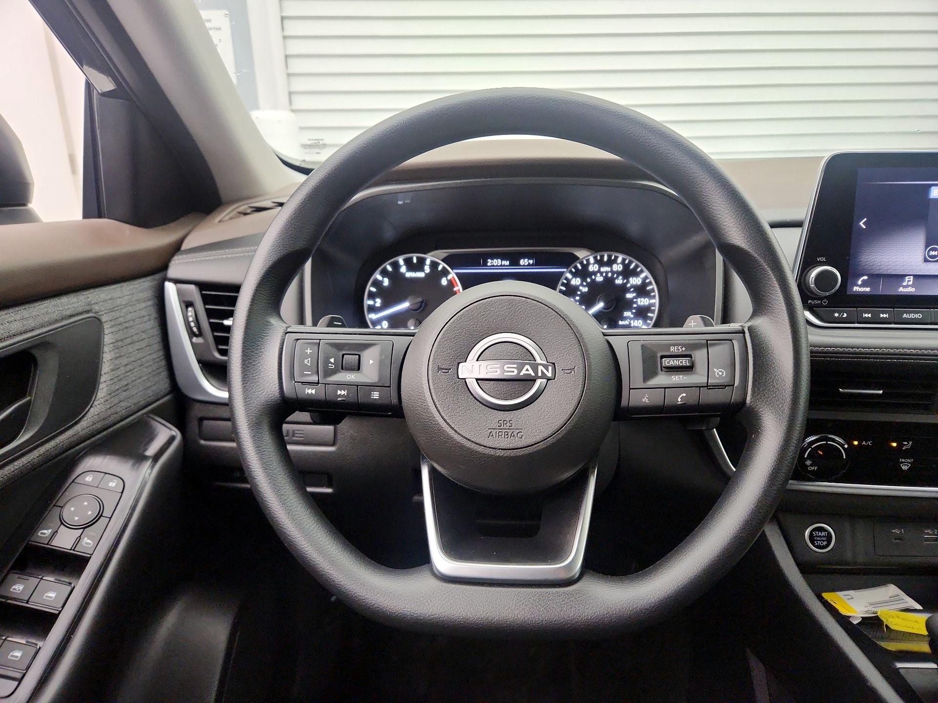 Thumbnail: 2023 Nissan Rogue - 10