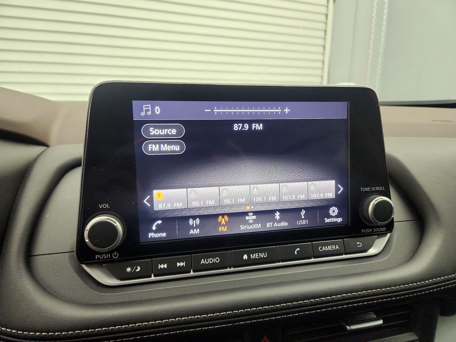 Thumbnail: 2023 Nissan Rogue - 15