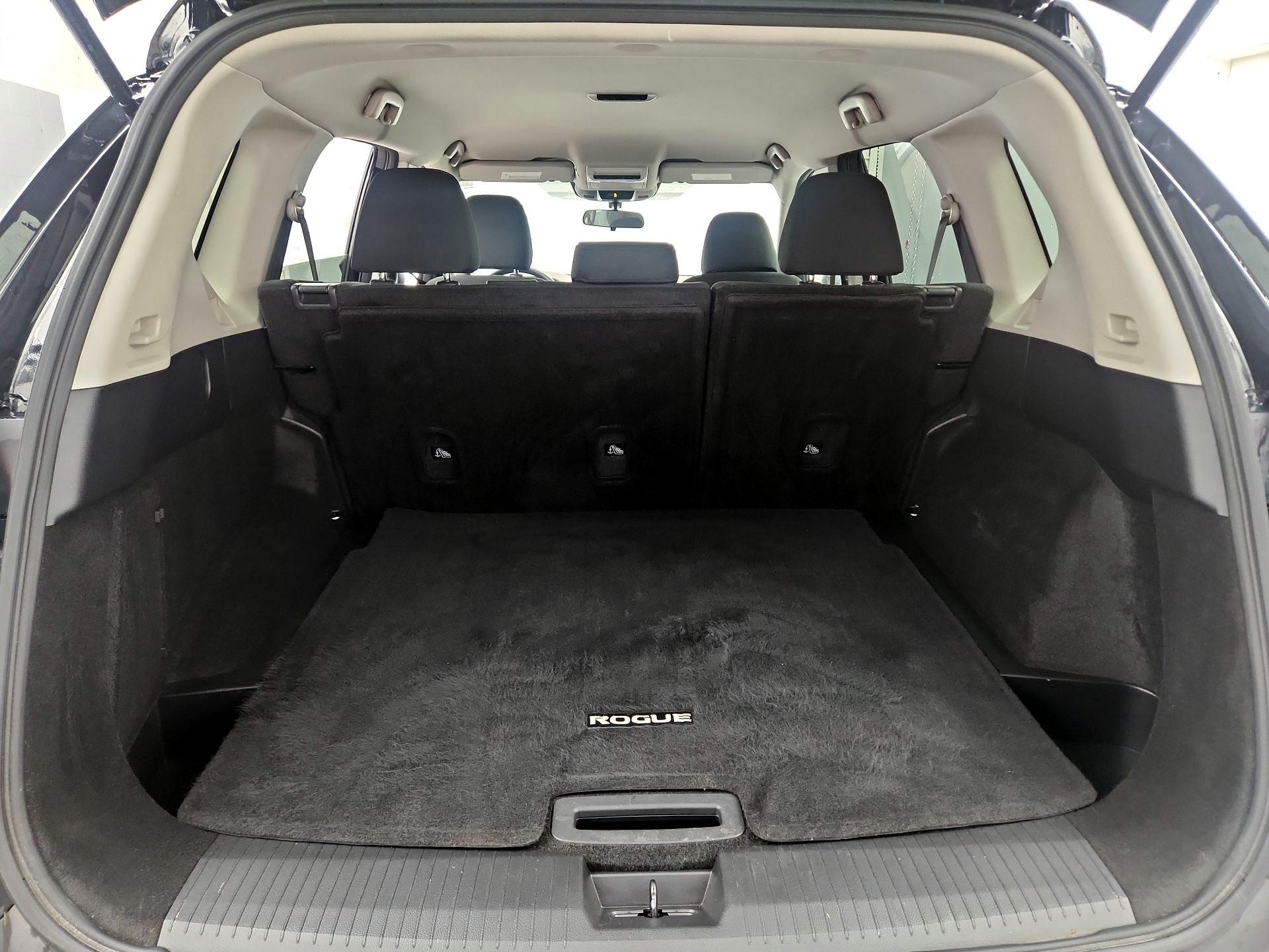 Thumbnail: 2023 Nissan Rogue - 20