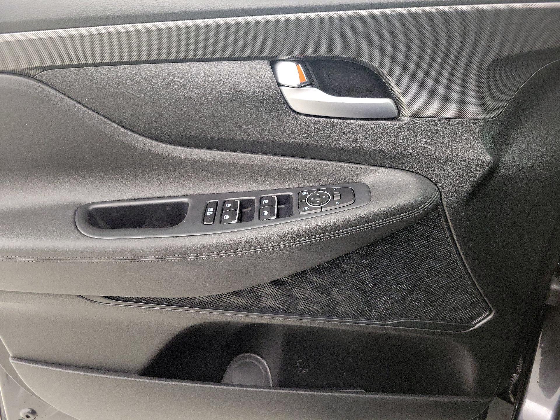 Thumbnail: 2023 Hyundai Santa Fe - 12