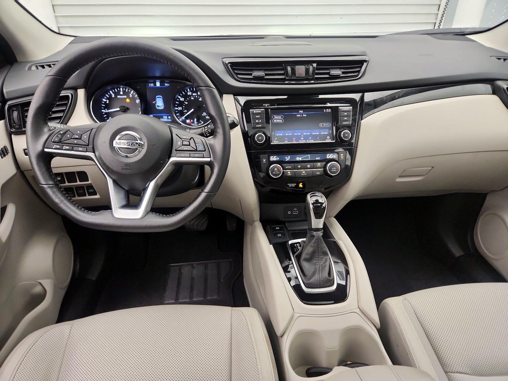 Thumbnail: 2022 Nissan Rogue Sport - 9