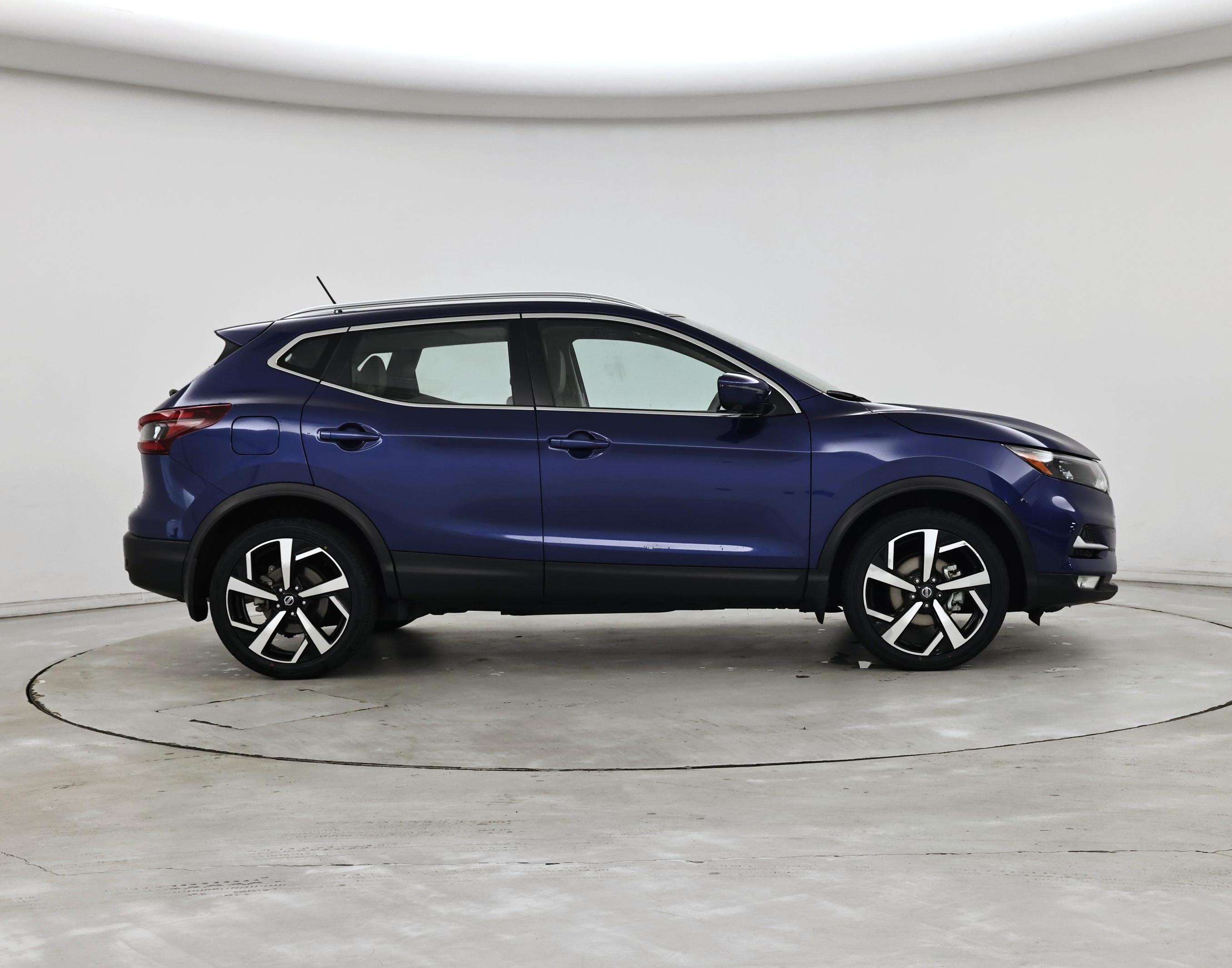 Thumbnail: 2022 Nissan Rogue Sport - 7