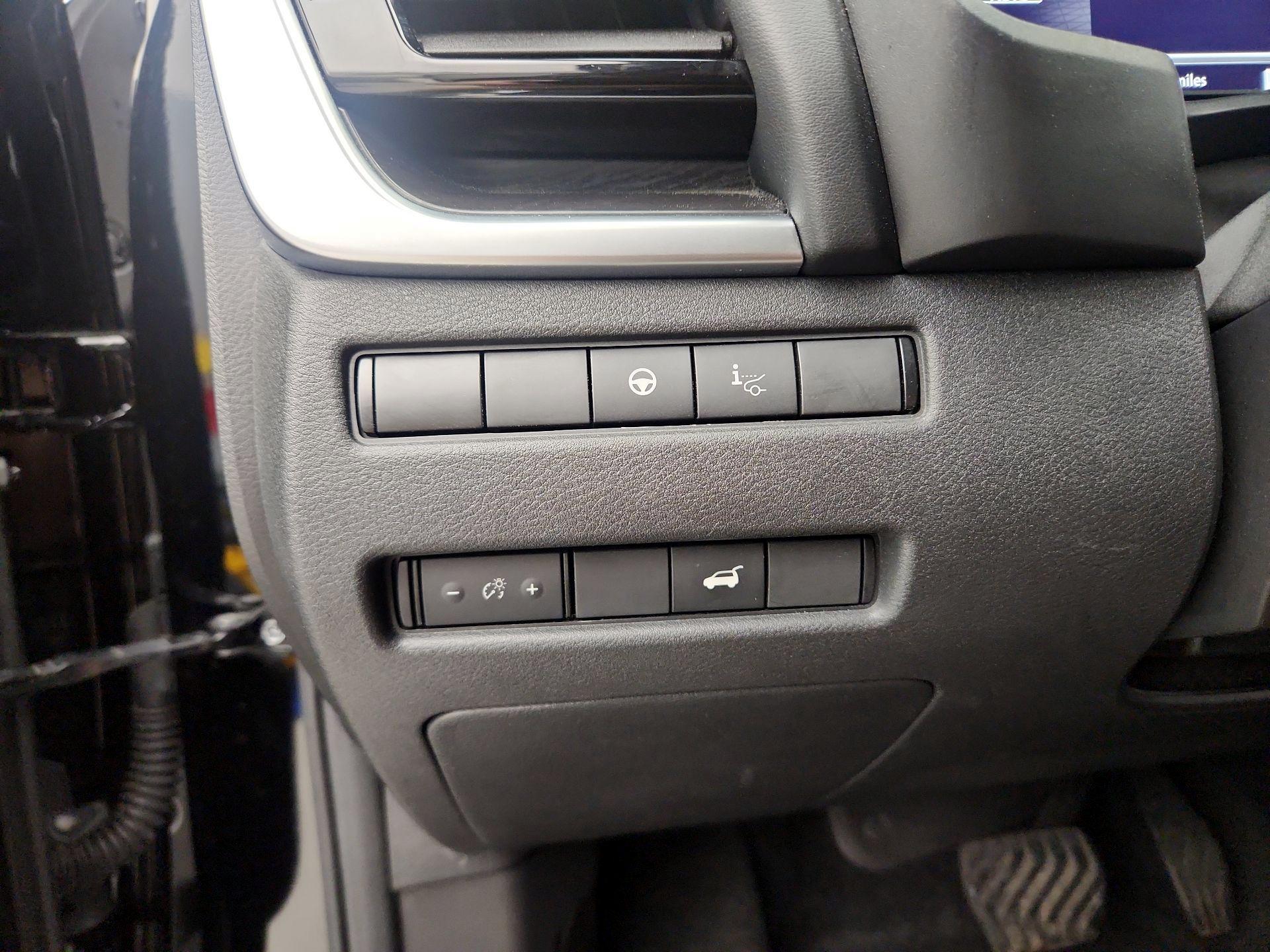 Thumbnail: 2023 Nissan Rogue - 13