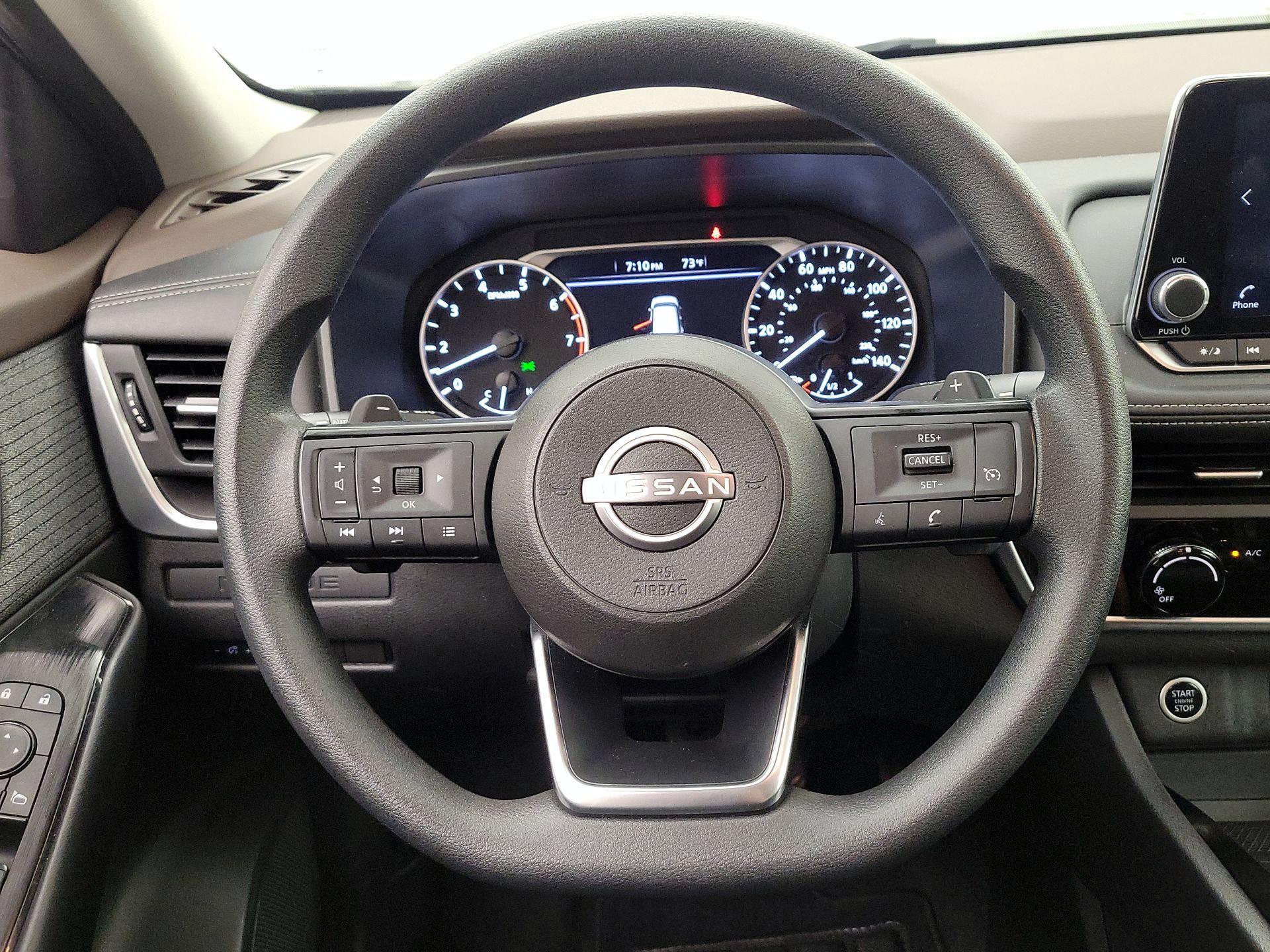 Thumbnail: 2023 Nissan Rogue - 10