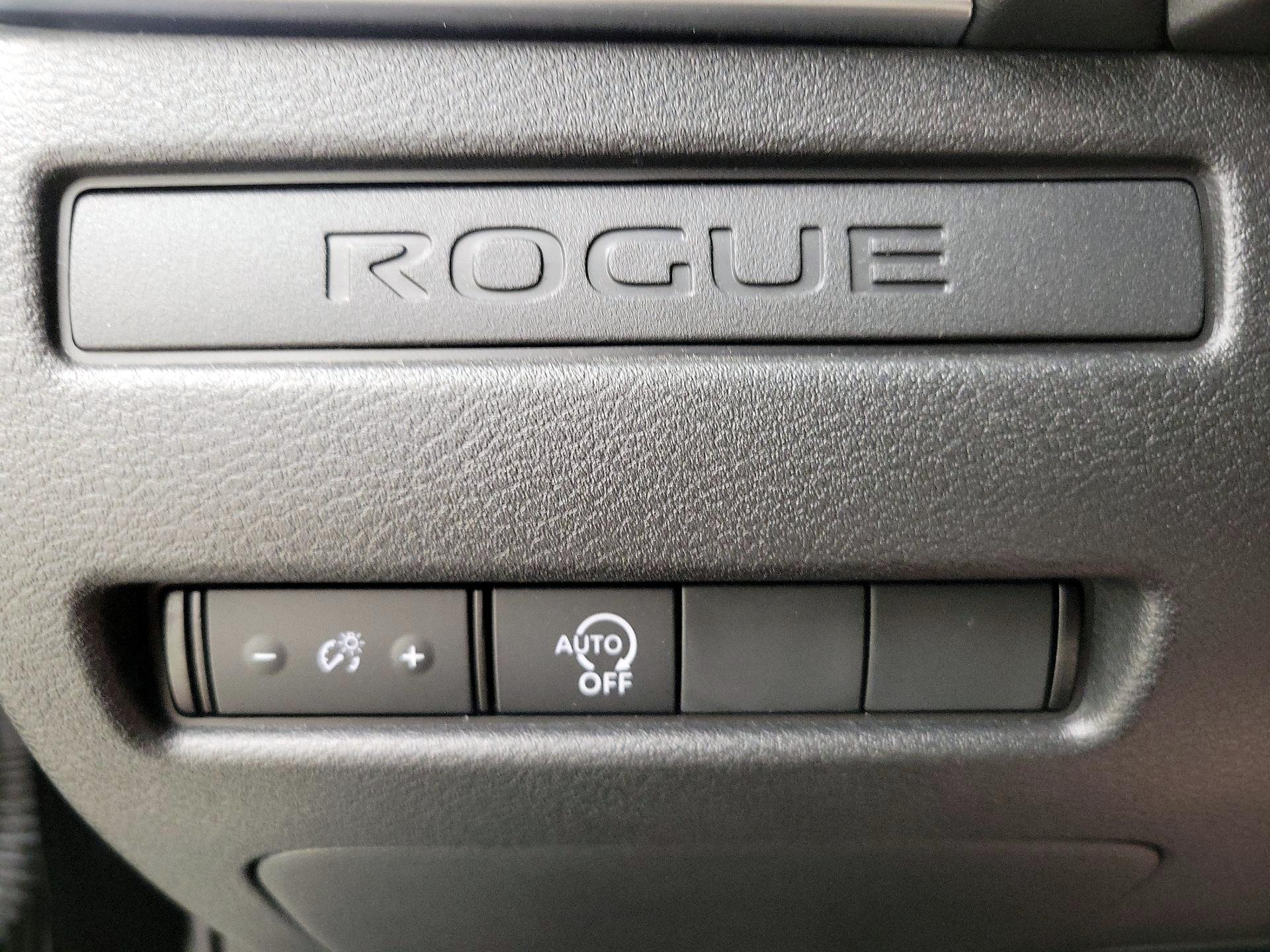 Thumbnail: 2023 Nissan Rogue - 13