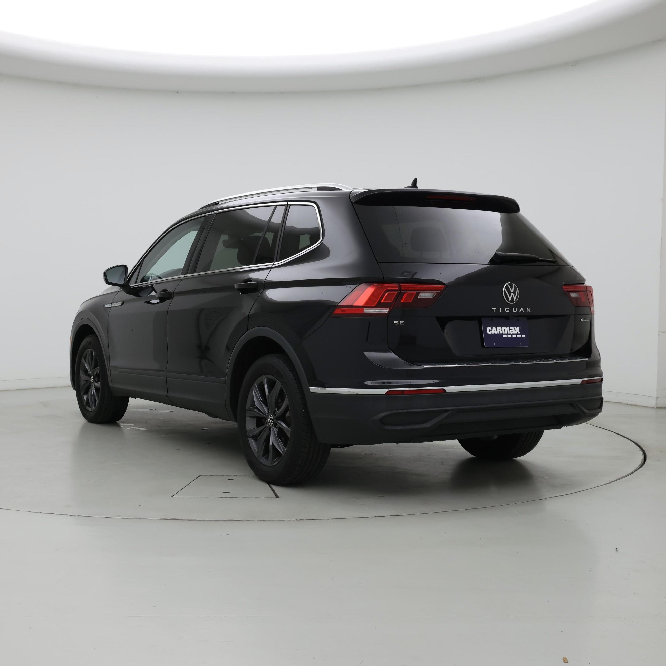 Thumbnail: 2022 Volkswagen Tiguan - 2