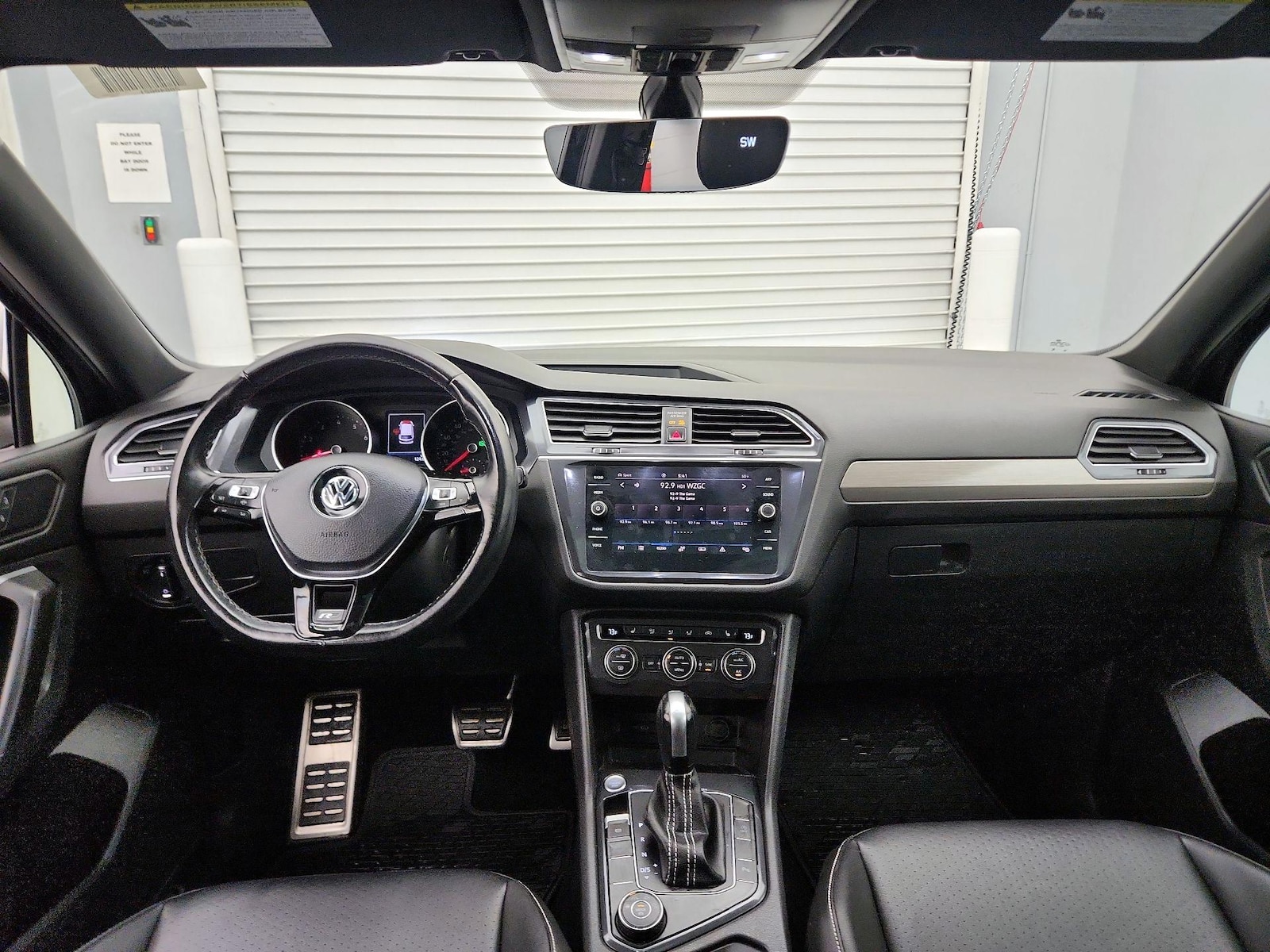 2021 Volkswagen Tiguan SE R-LINE BLACK - Photo 10