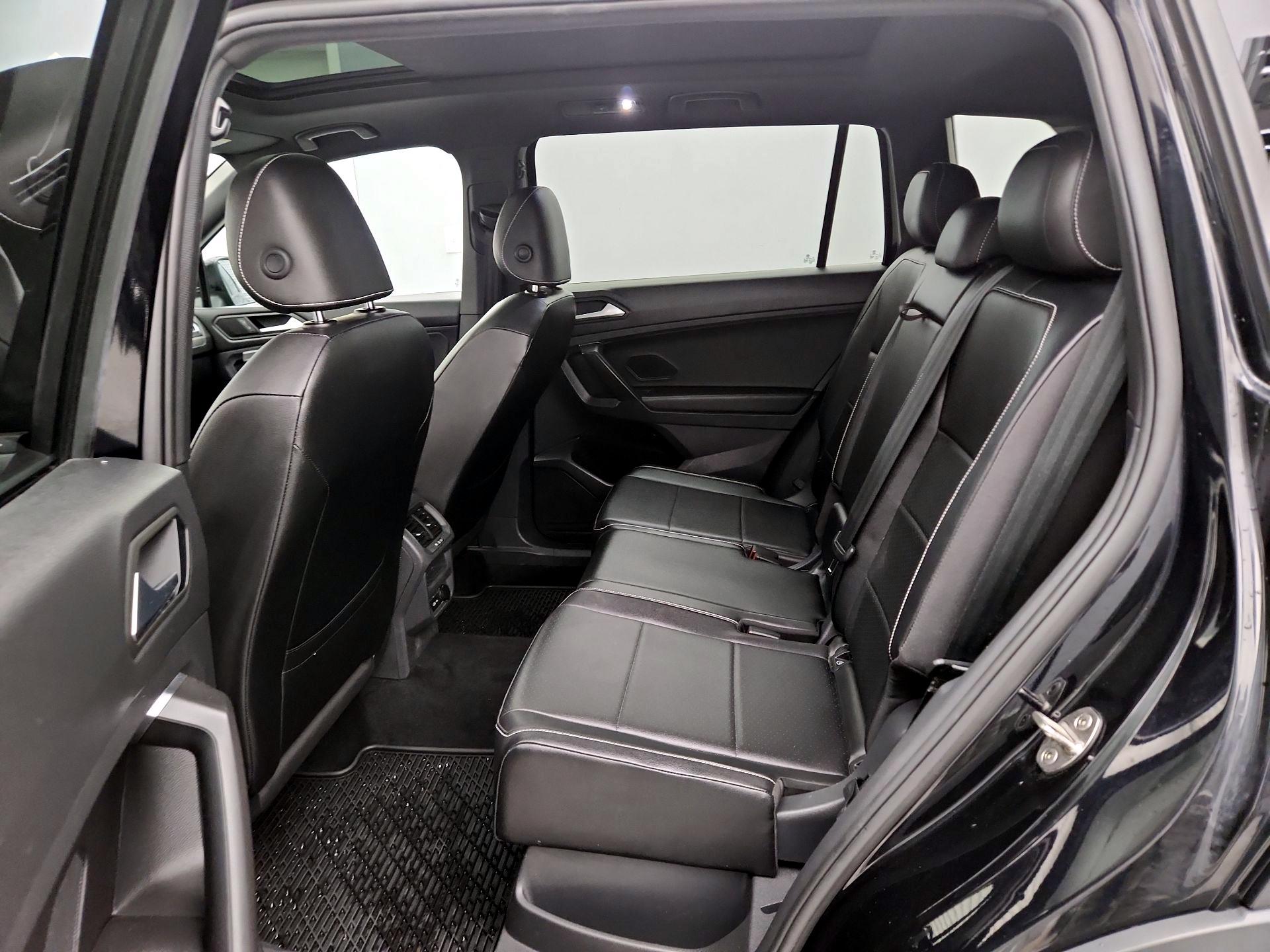 Thumbnail: 2021 Volkswagen Tiguan - 20