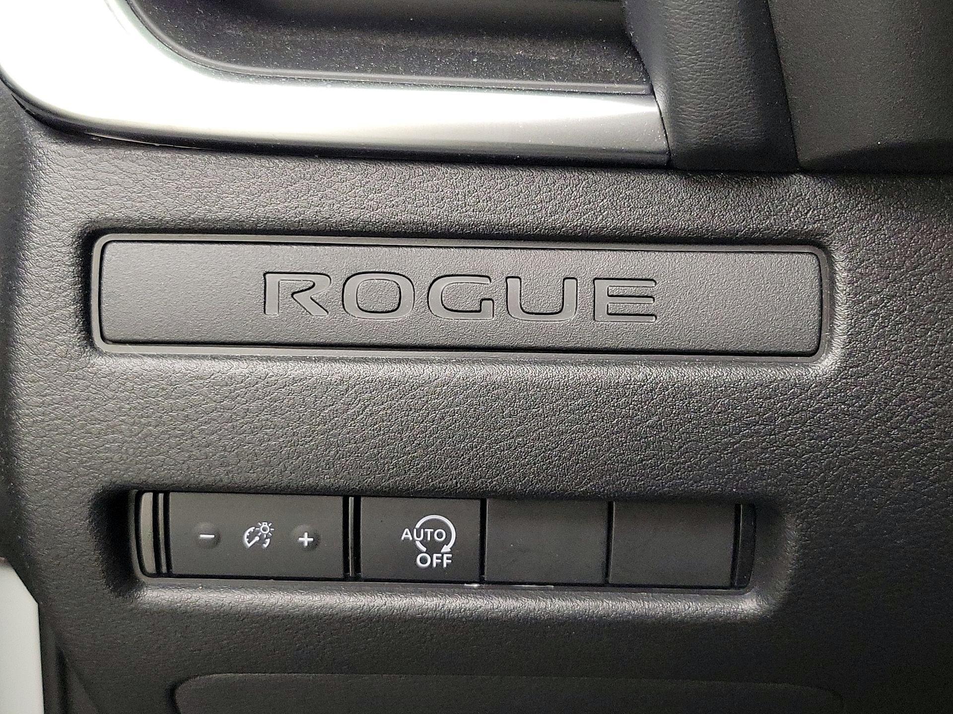 Thumbnail: 2023 Nissan Rogue - 13