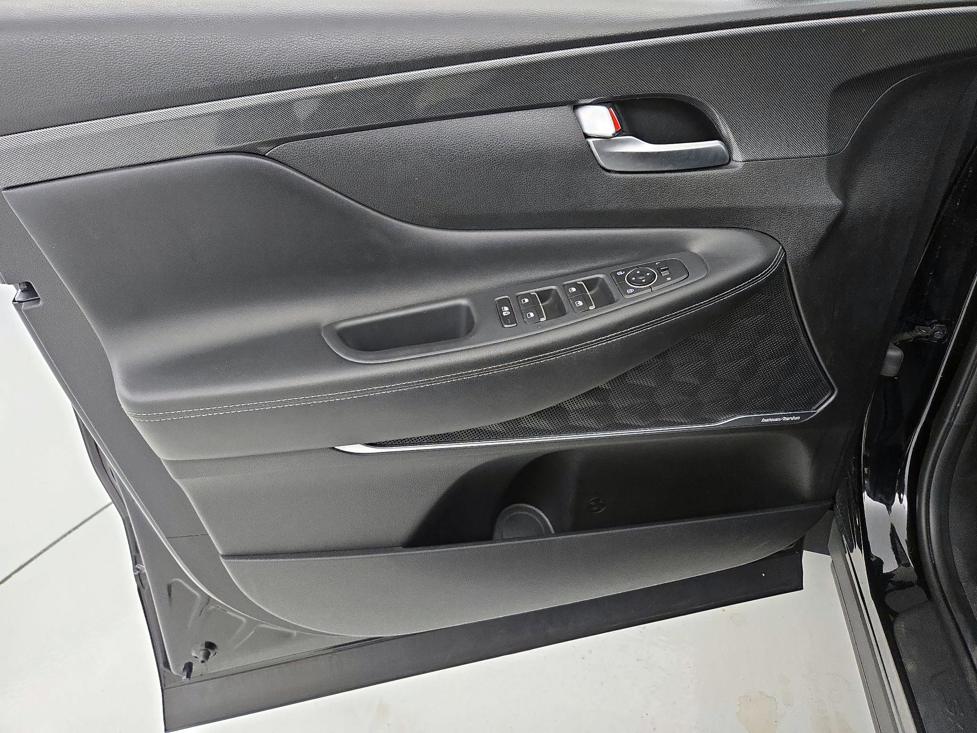 Thumbnail: 2023 Hyundai Santa Fe - 12