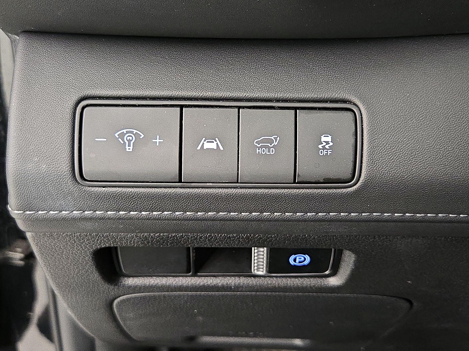 Thumbnail: 2023 Hyundai Santa Fe - 13