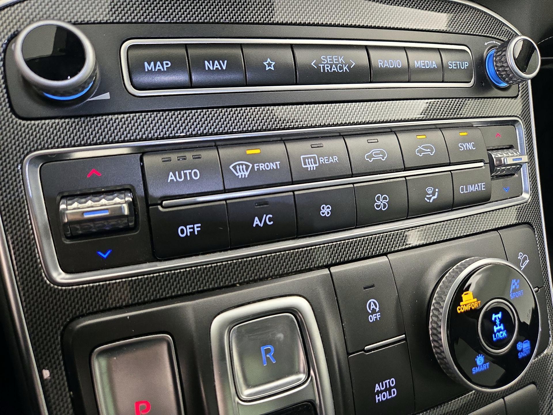 Thumbnail: 2023 Hyundai Santa Fe - 17