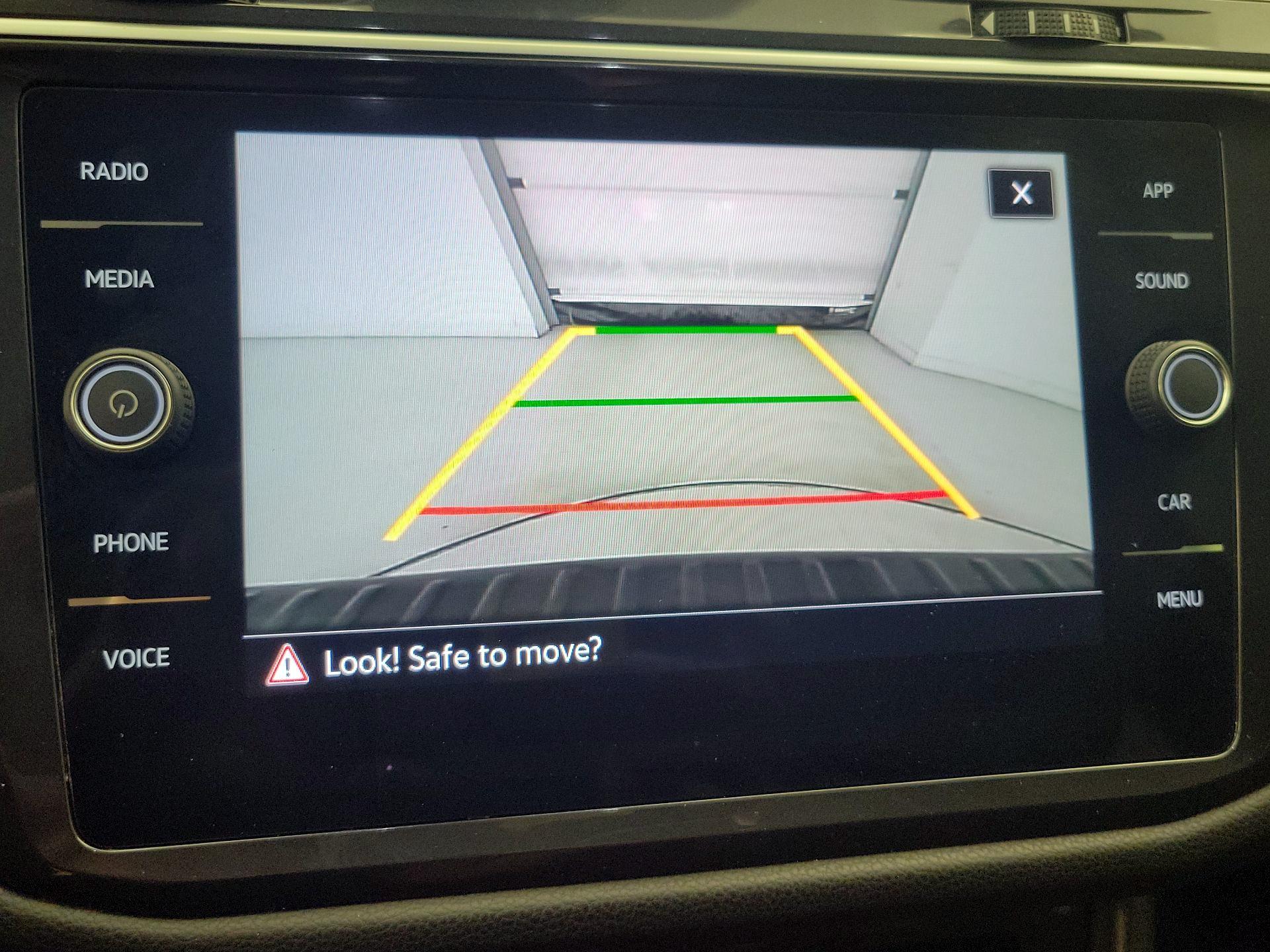 Thumbnail: 2024 Volkswagen Tiguan - 14