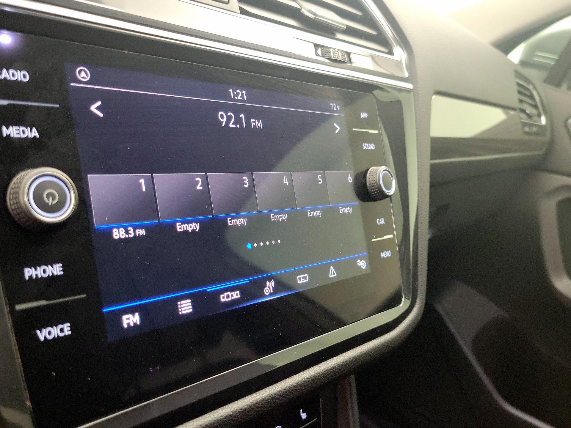 Thumbnail: 2024 Volkswagen Tiguan - 15