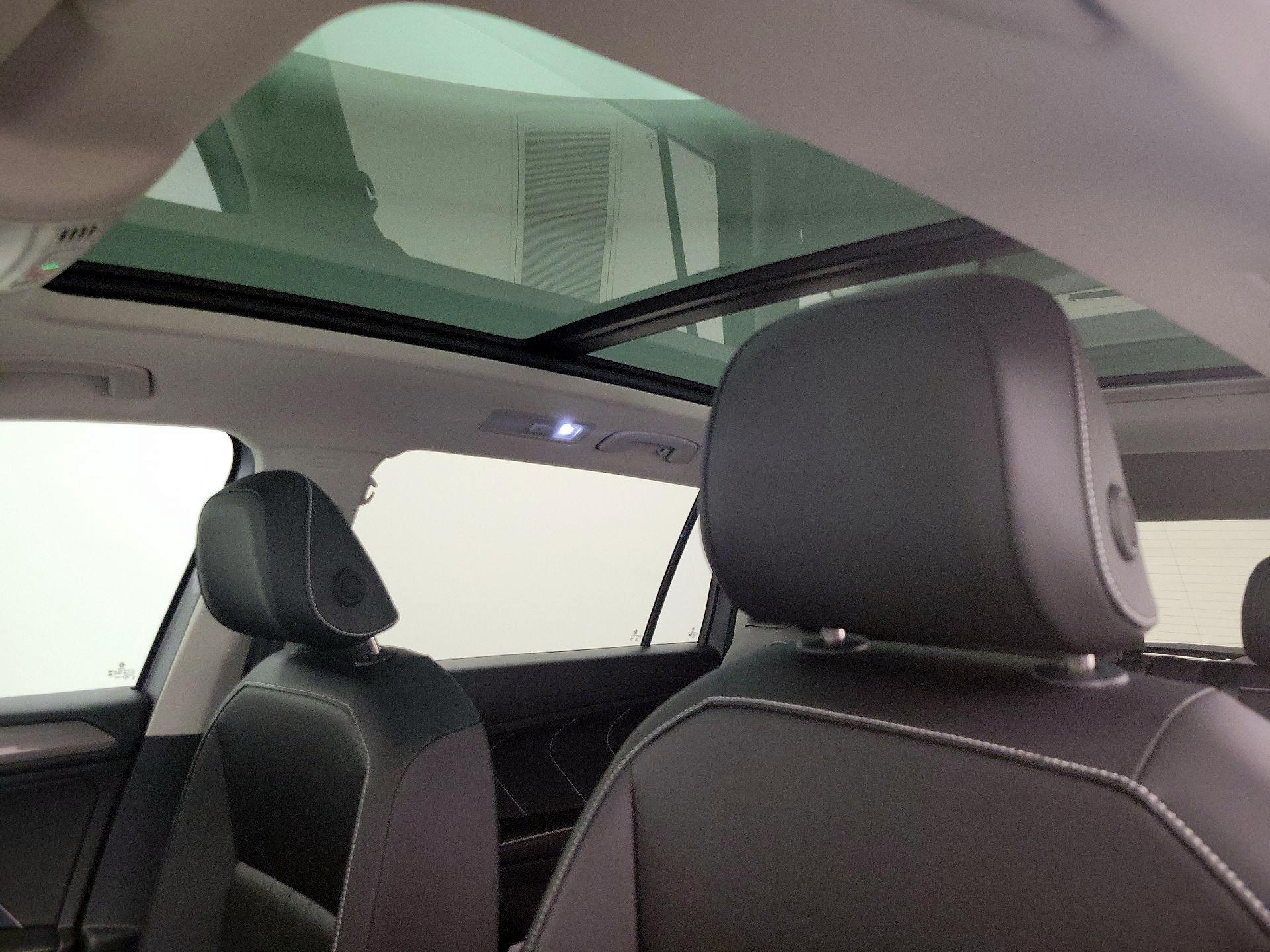 Thumbnail: 2024 Volkswagen Tiguan - 19