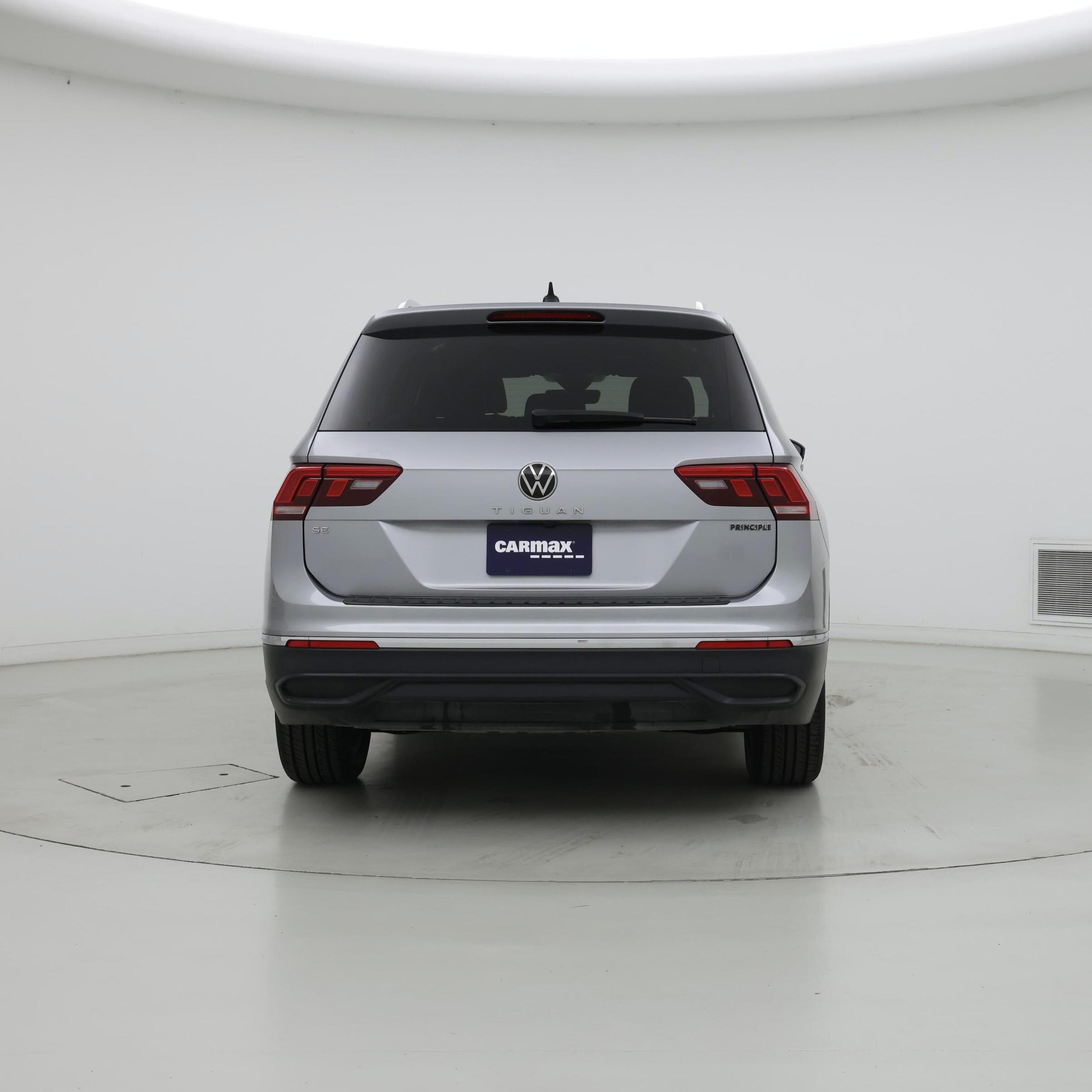 Thumbnail: 2024 Volkswagen Tiguan - 6