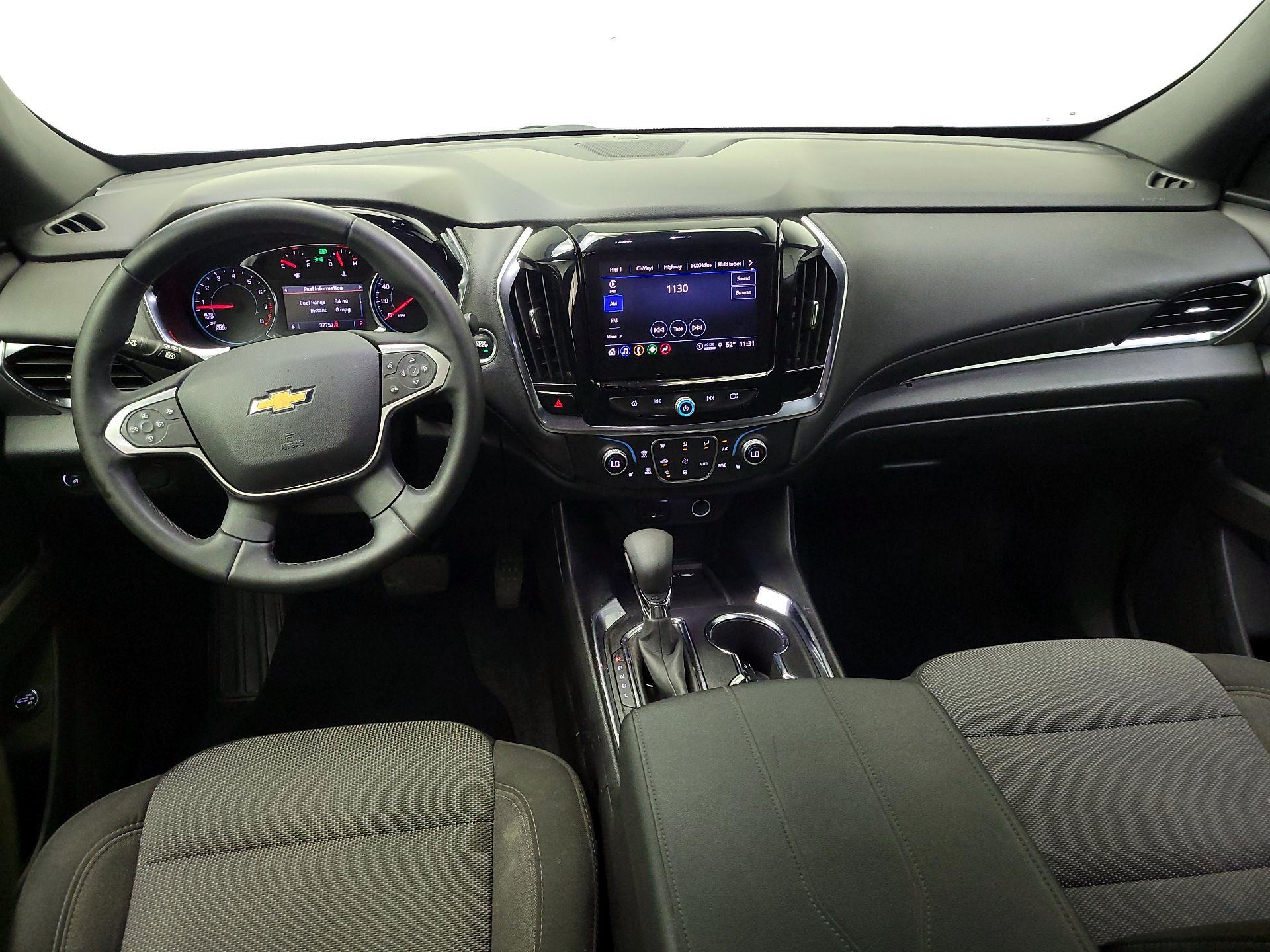 Thumbnail: 2023 Chevrolet Traverse - 9