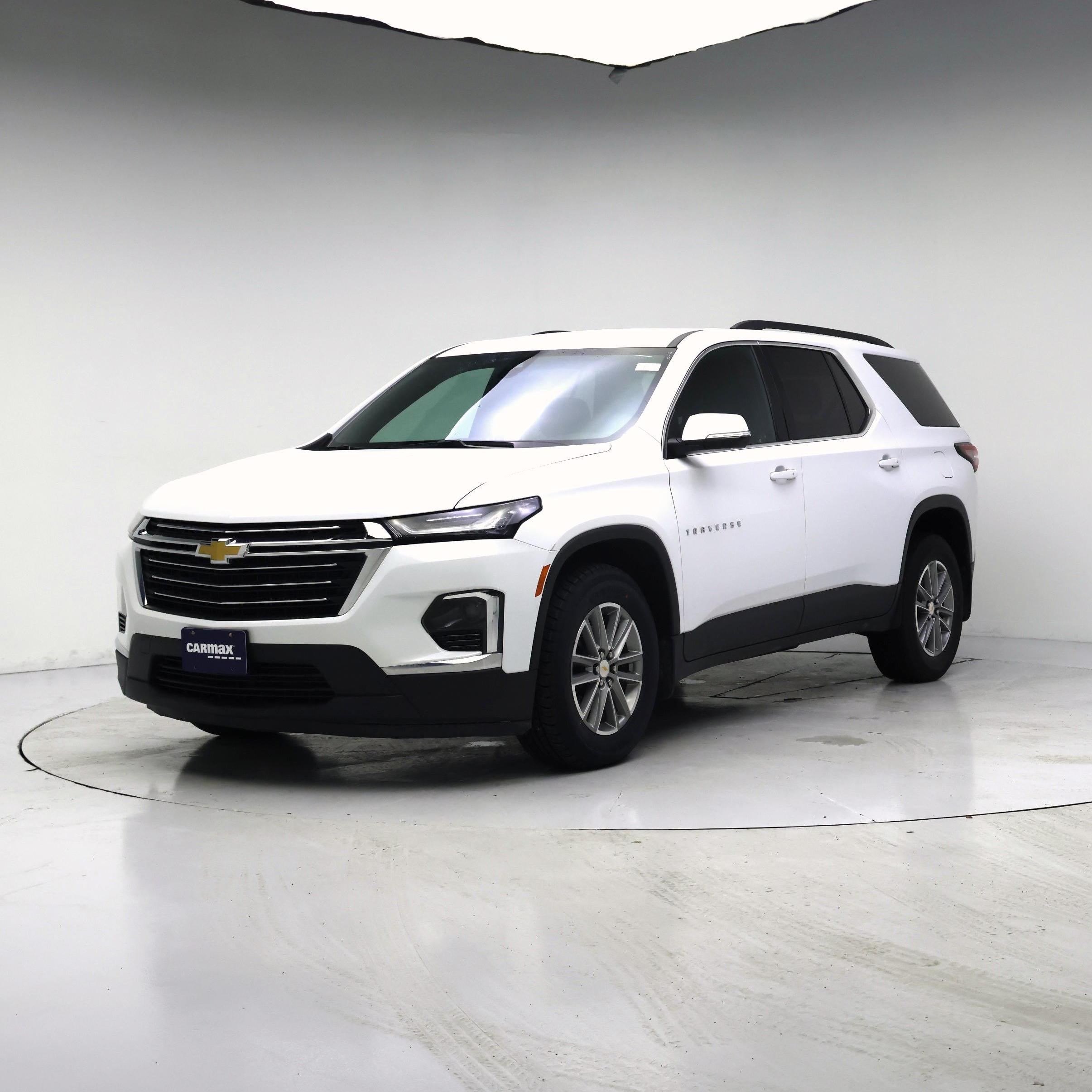 Thumbnail: 2023 Chevrolet Traverse - 4