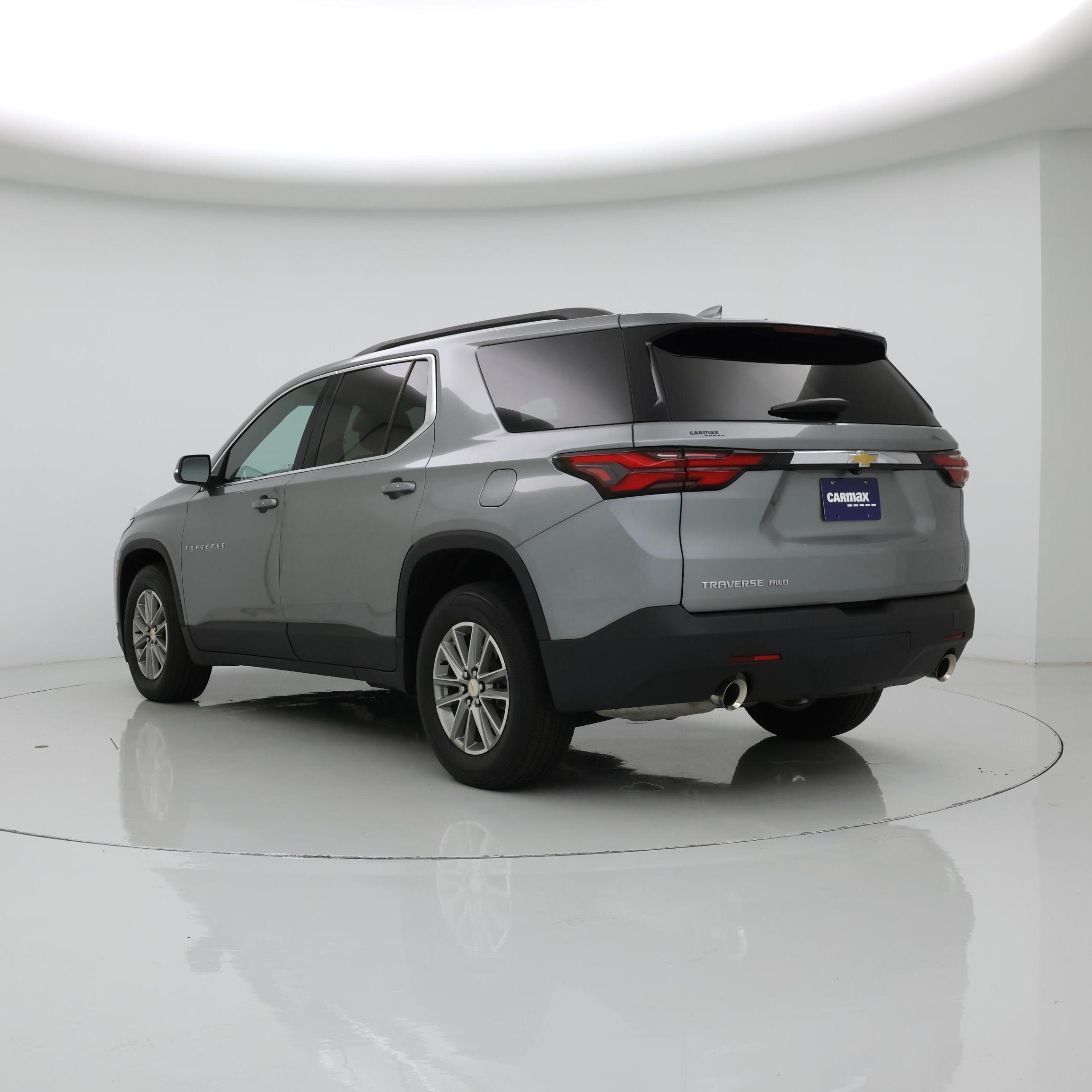 Thumbnail: 2023 Chevrolet Traverse - 2