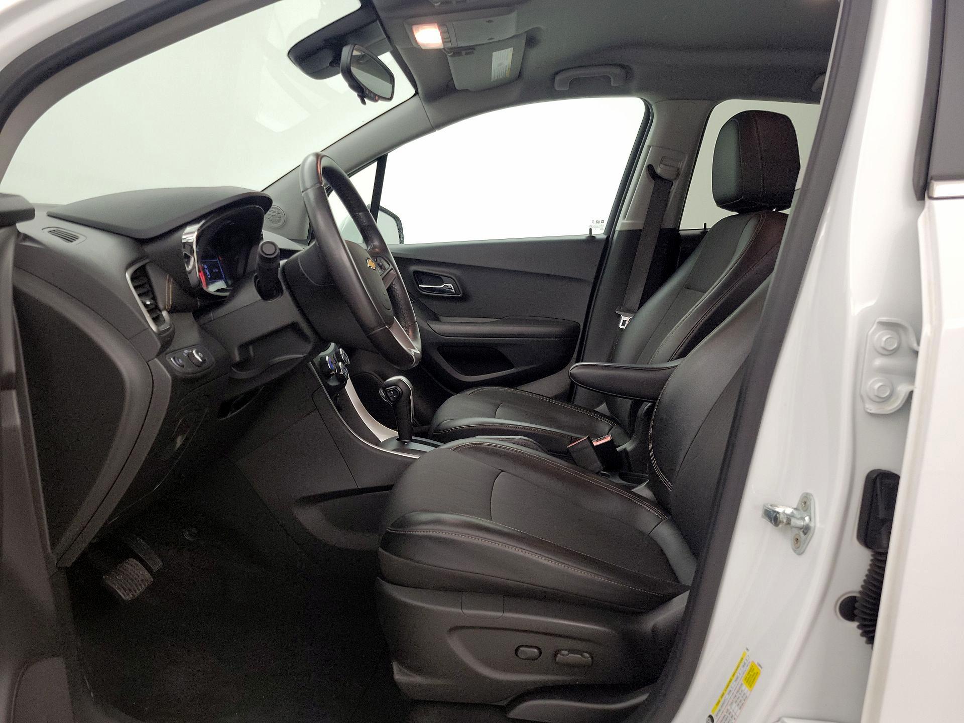 Thumbnail: 2020 Chevrolet Trax - 11