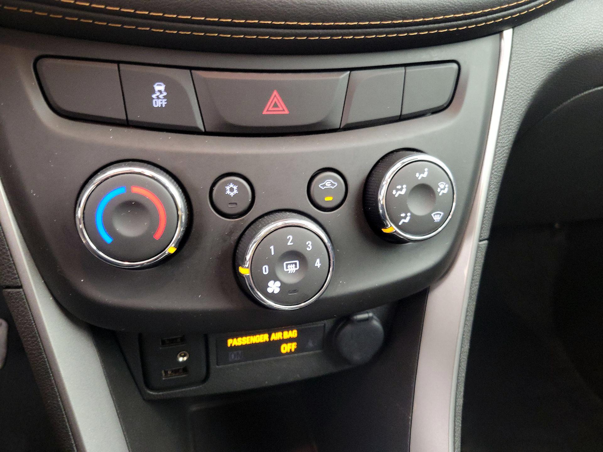 Thumbnail: 2020 Chevrolet Trax - 16