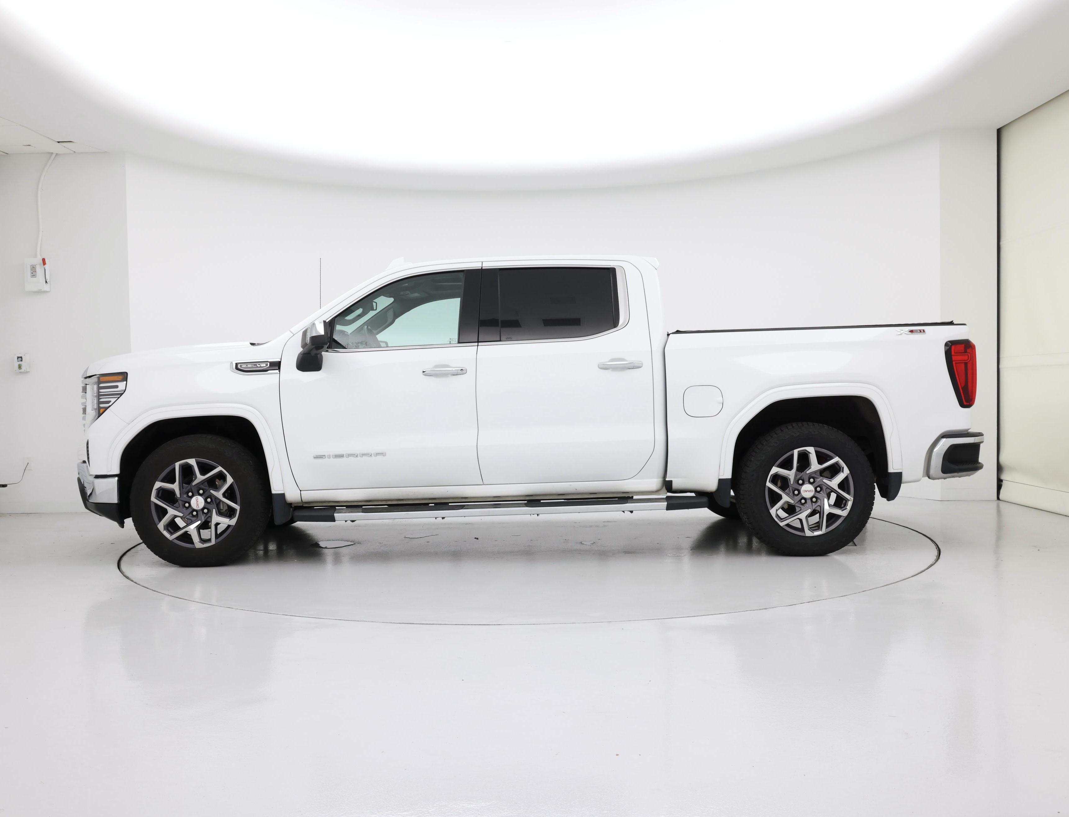 Thumbnail: 2022 GMC Sierra 1500 - 3