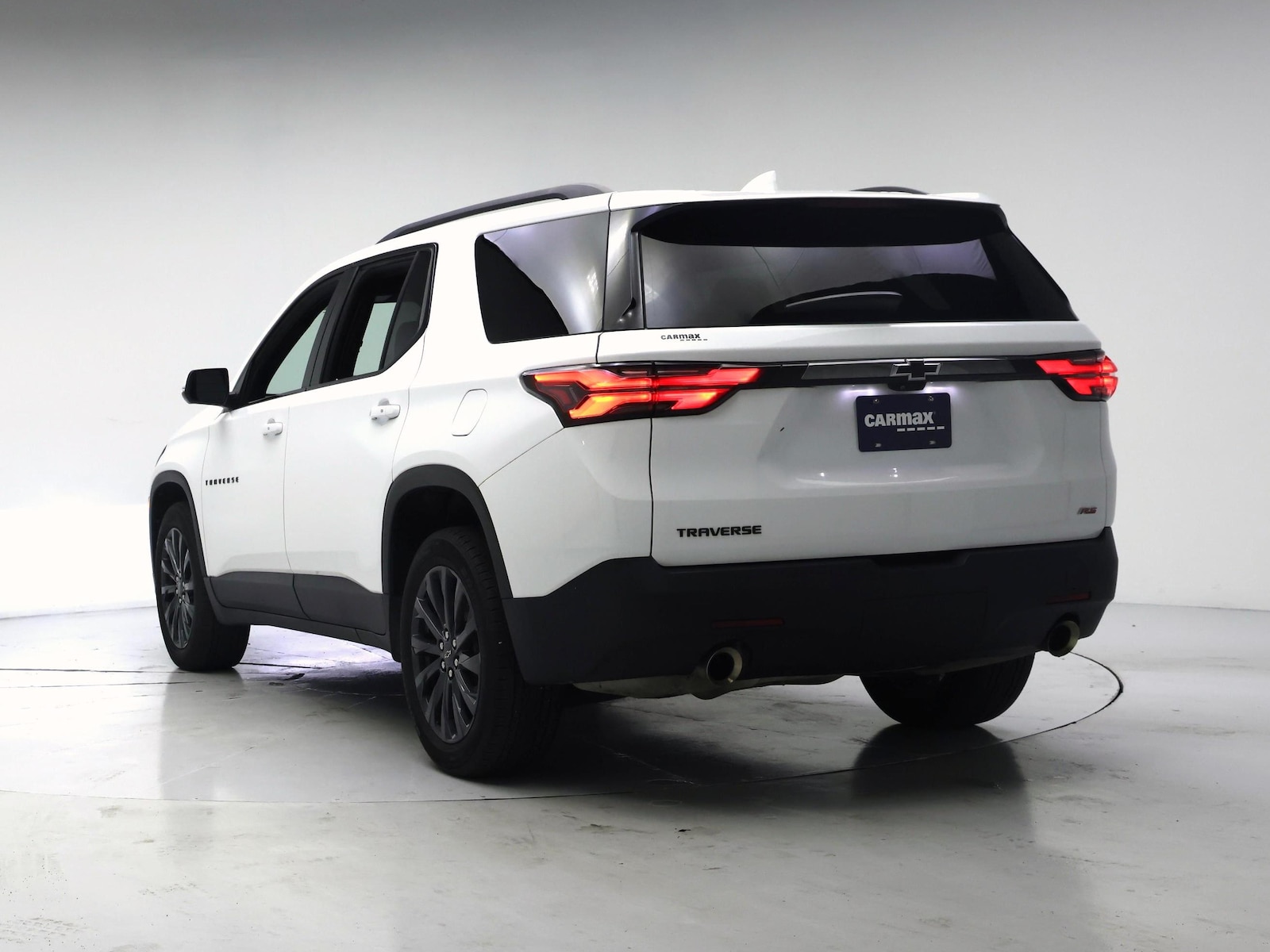 2023 Chevrolet Traverse RS - Photo 3