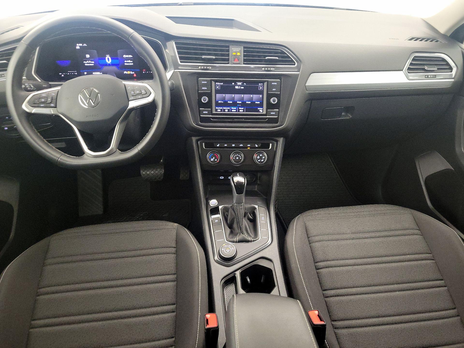 Thumbnail: 2023 Volkswagen Tiguan - 9