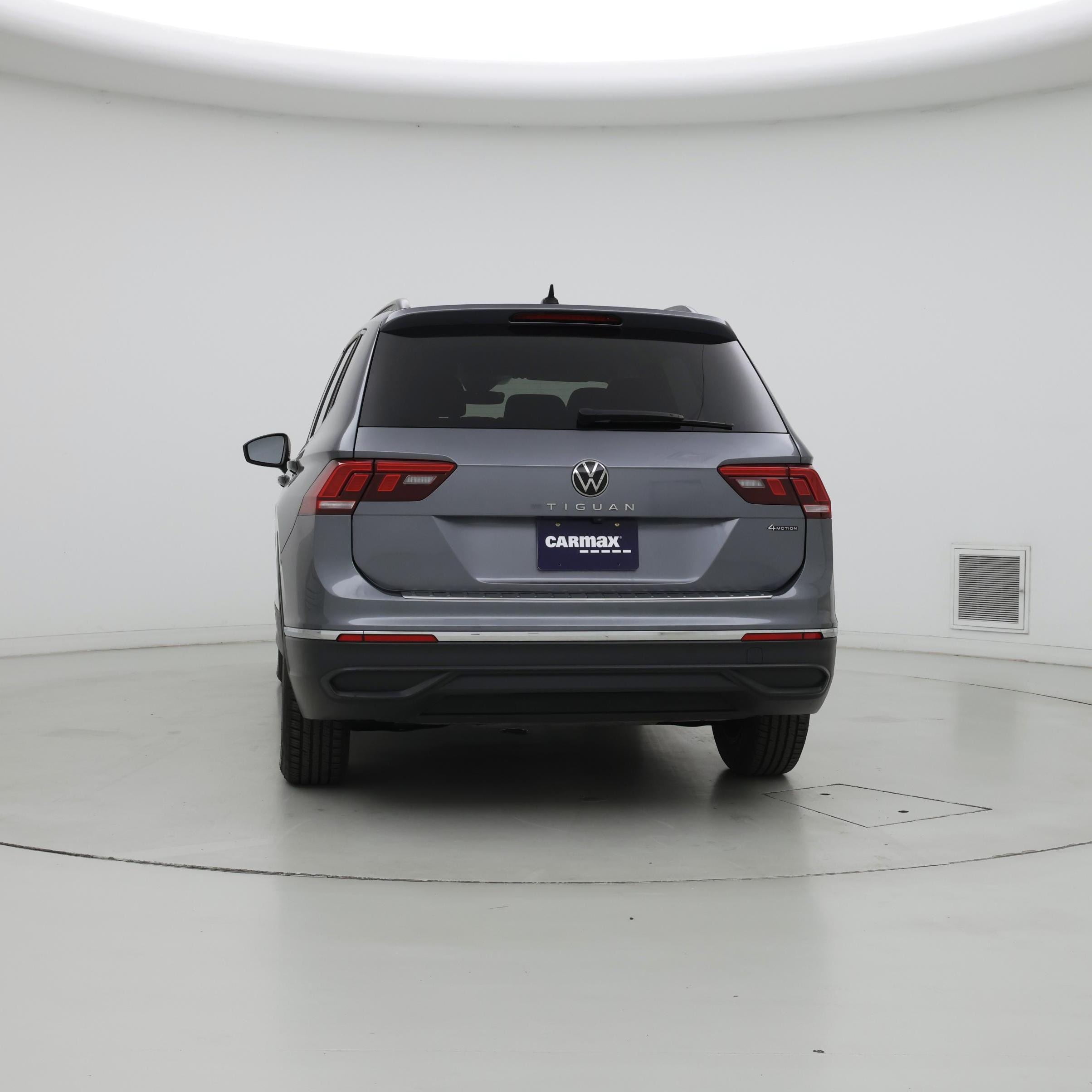 Thumbnail: 2023 Volkswagen Tiguan - 6