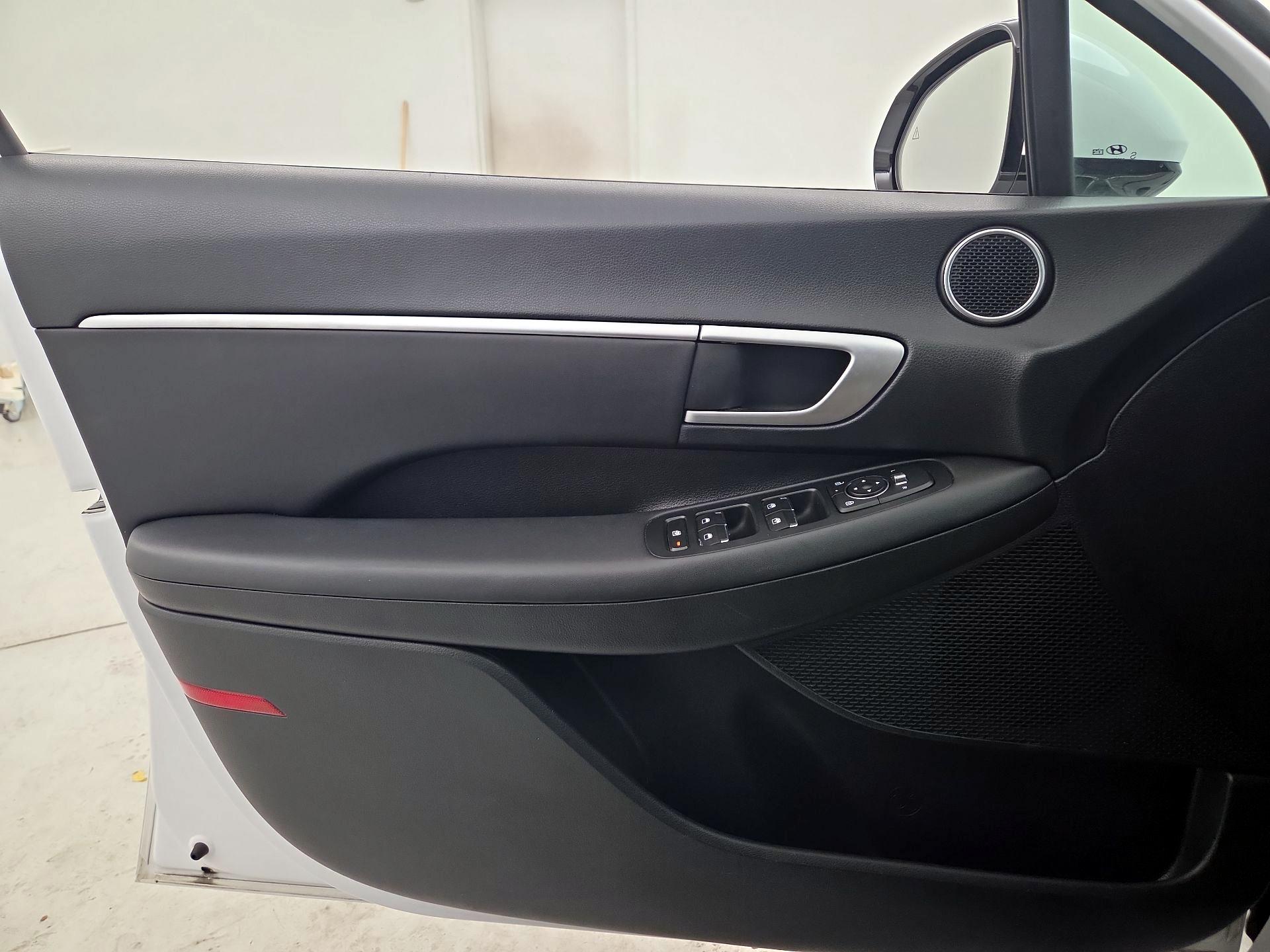 Thumbnail: 2025 Hyundai Sonata - 12