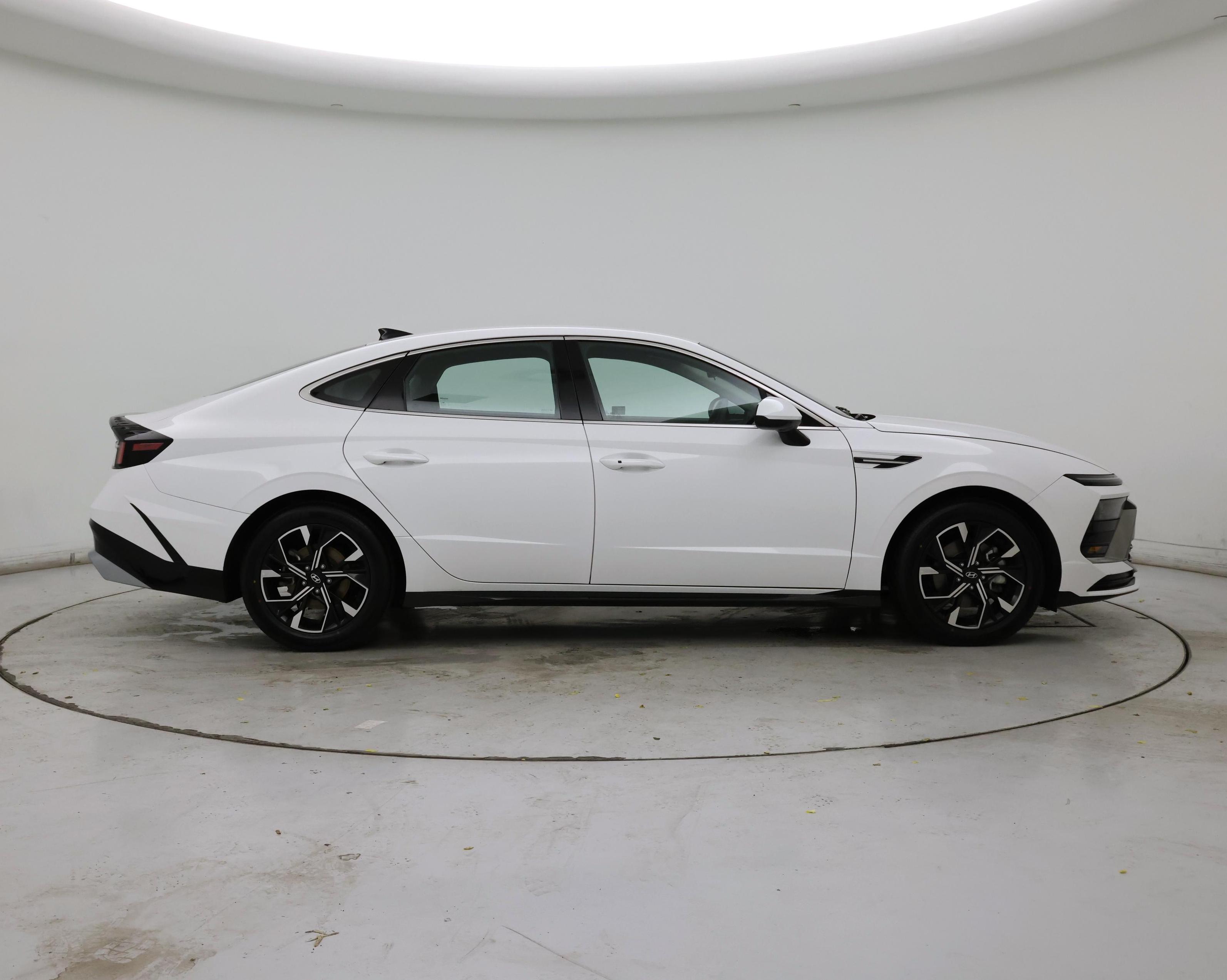 Thumbnail: 2025 Hyundai Sonata - 7