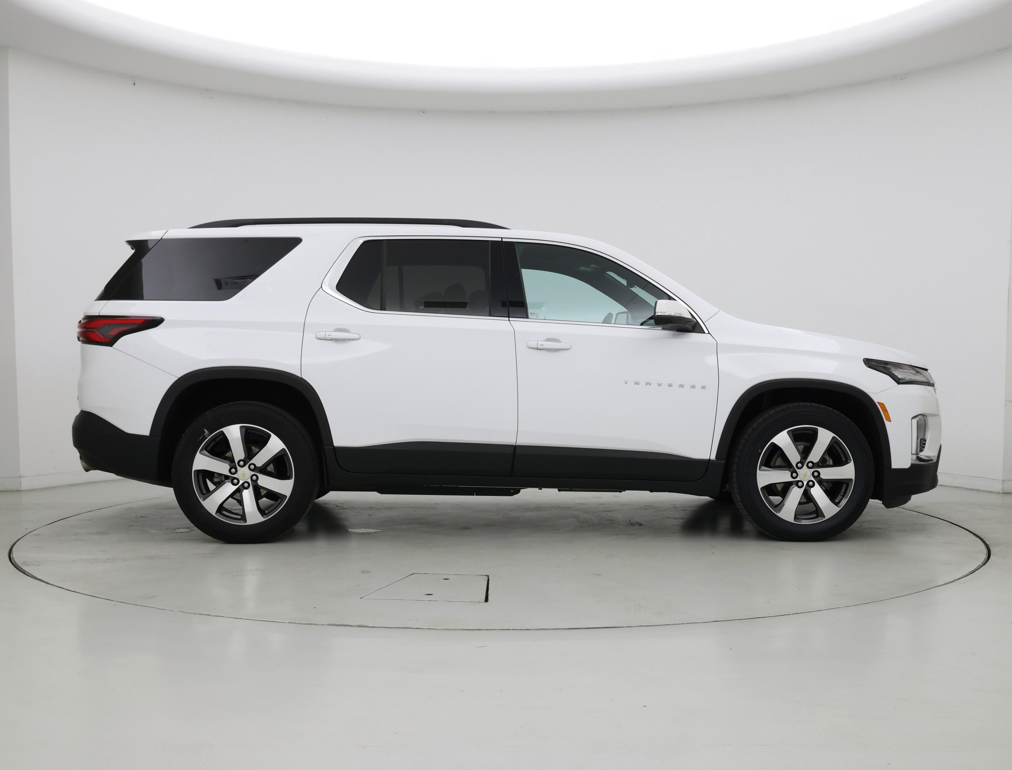 Thumbnail: 2023 Chevrolet Traverse - 7