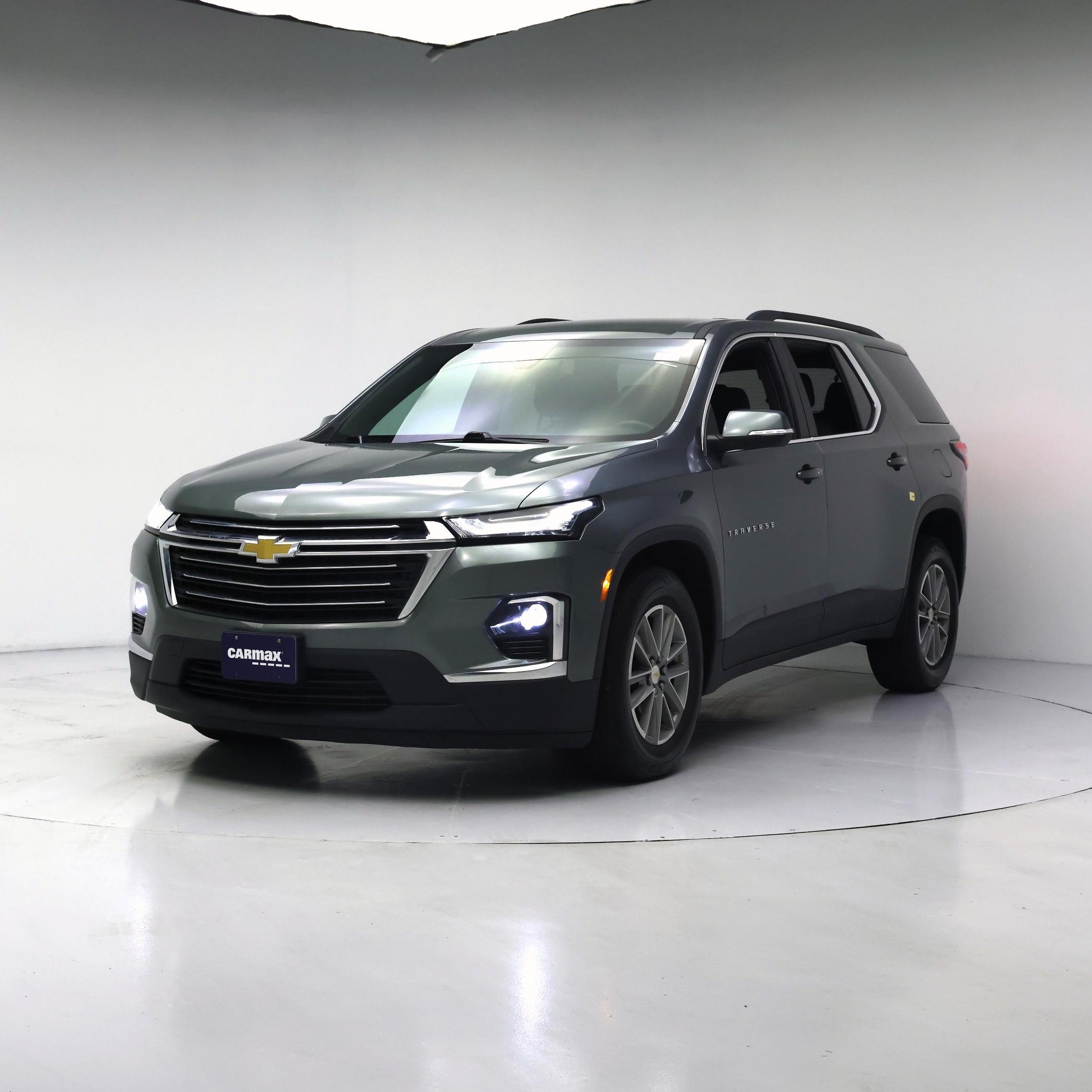 Thumbnail: 2023 Chevrolet Traverse - 4