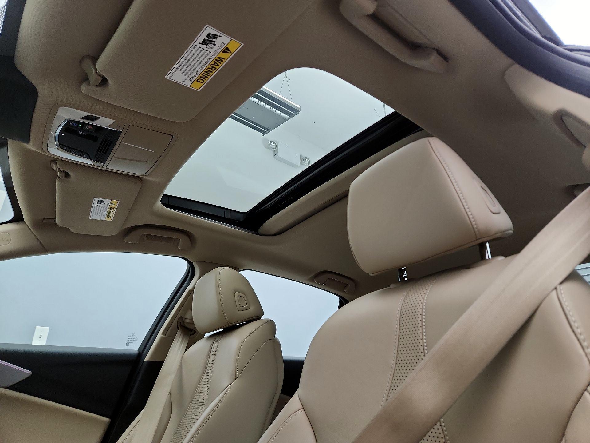 Thumbnail: 2023 Acura TLX - 20