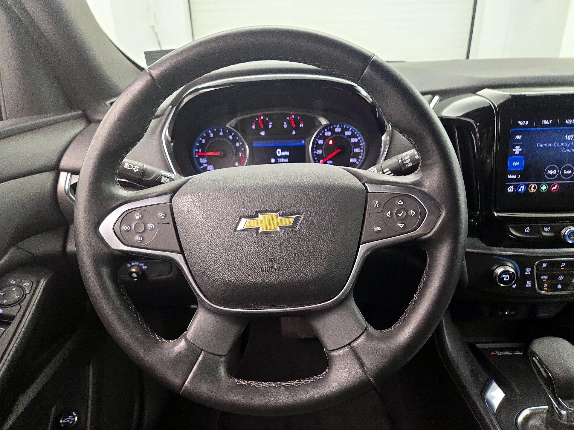 Thumbnail: 2023 Chevrolet Traverse - 10