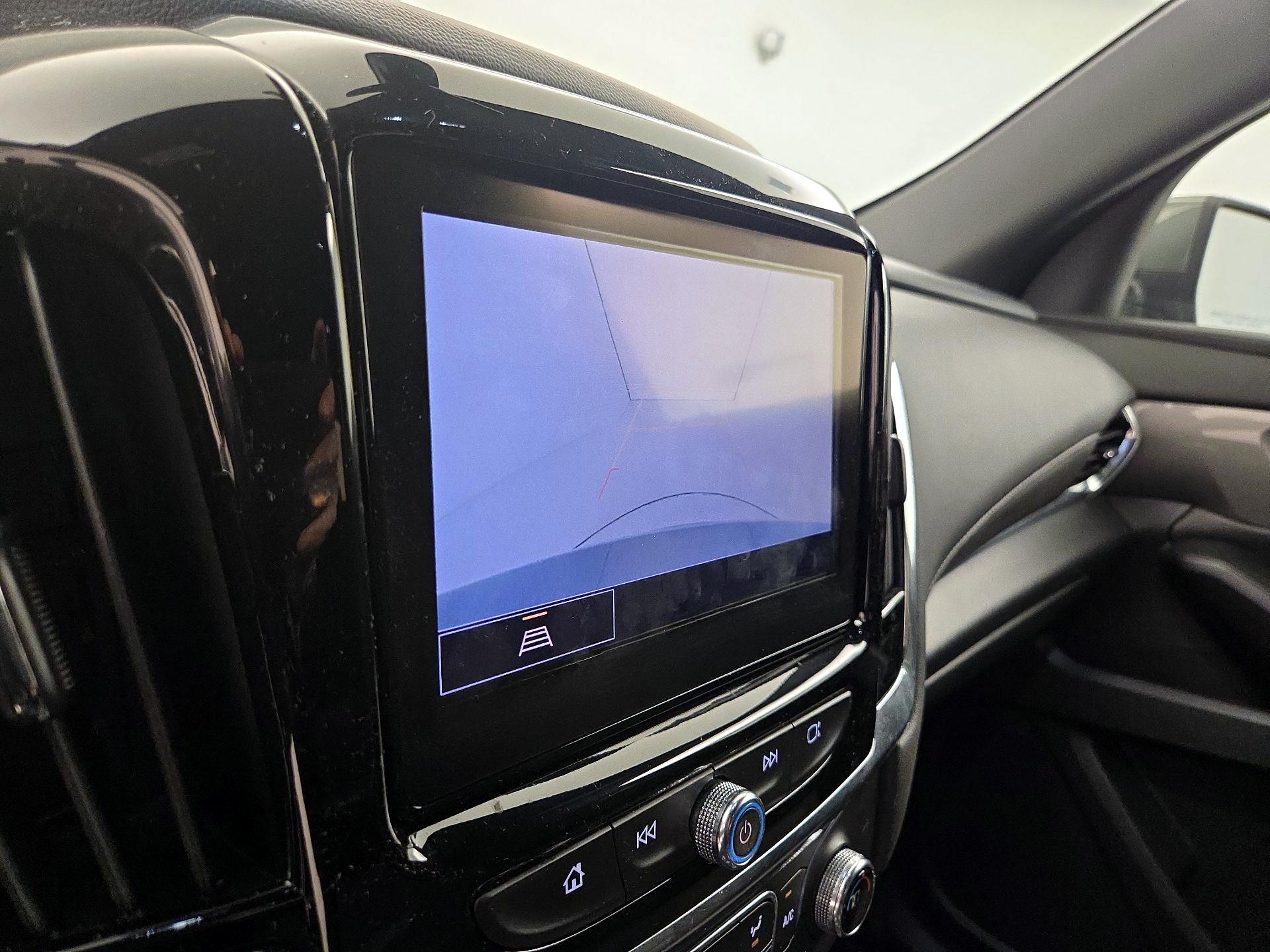 Thumbnail: 2023 Chevrolet Traverse - 14