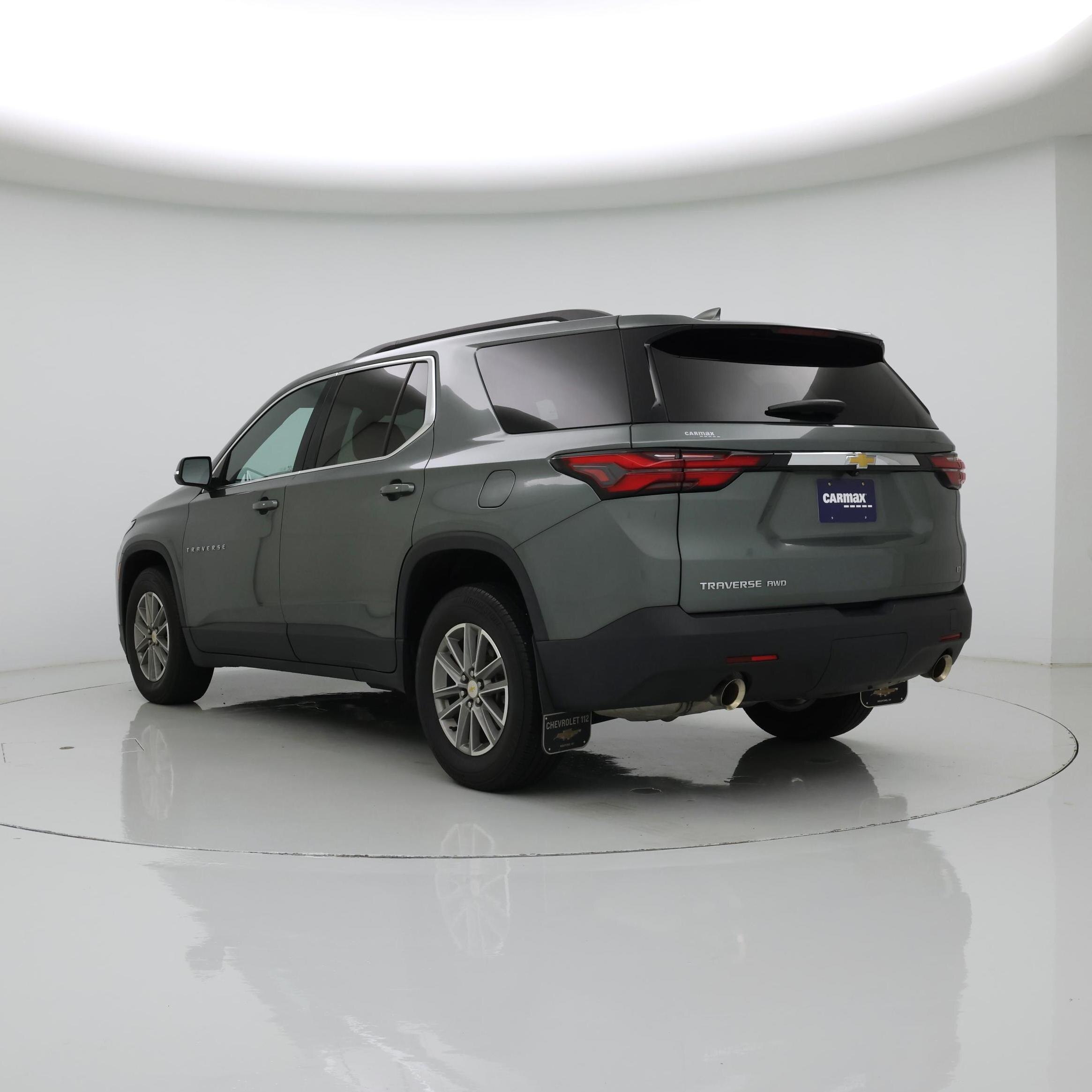Thumbnail: 2023 Chevrolet Traverse - 2