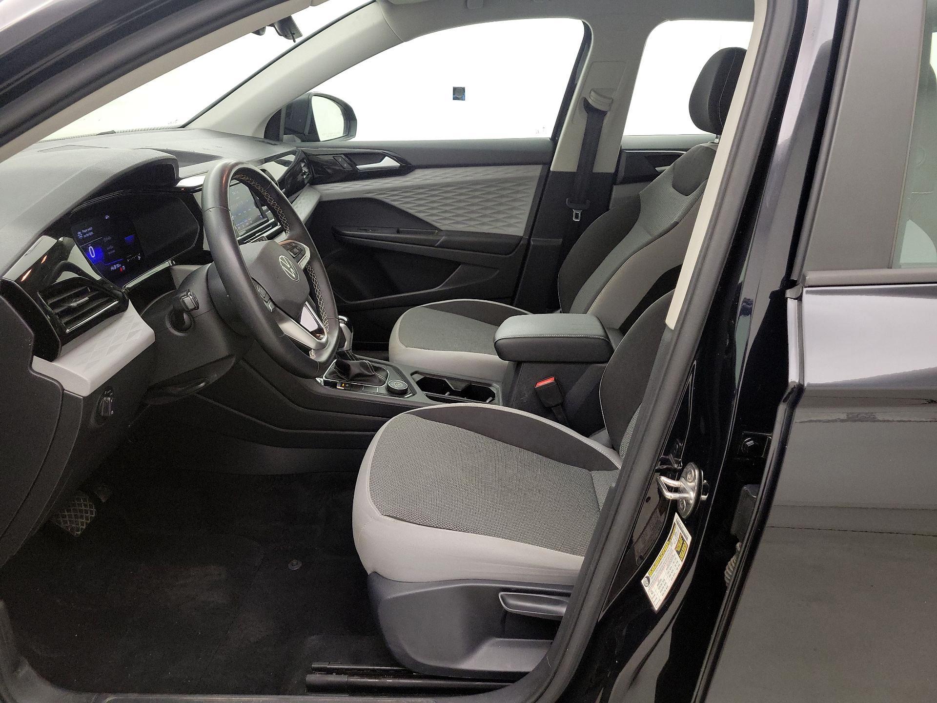 Thumbnail: 2023 Volkswagen Taos - 11