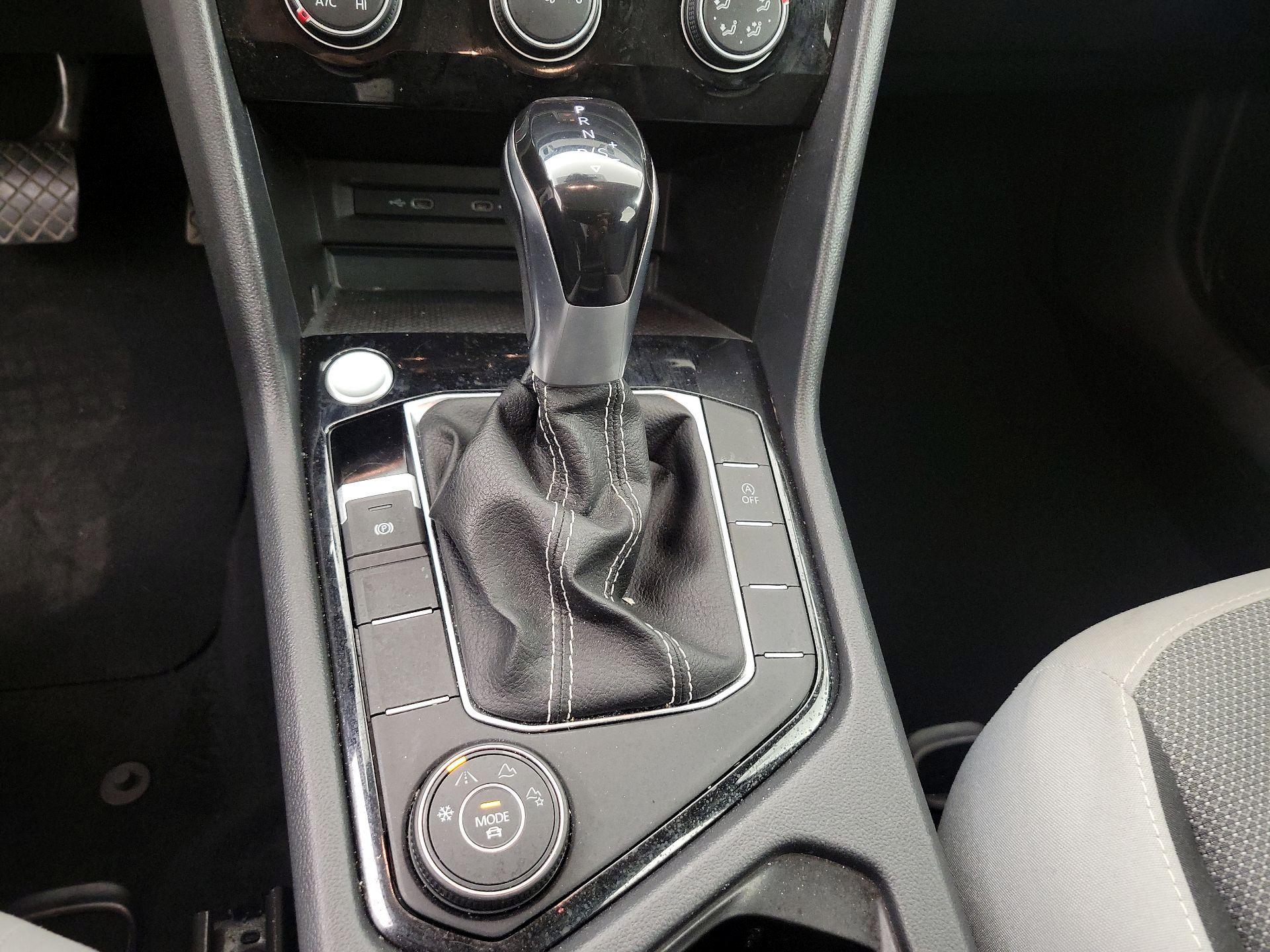 Thumbnail: 2023 Volkswagen Taos - 17