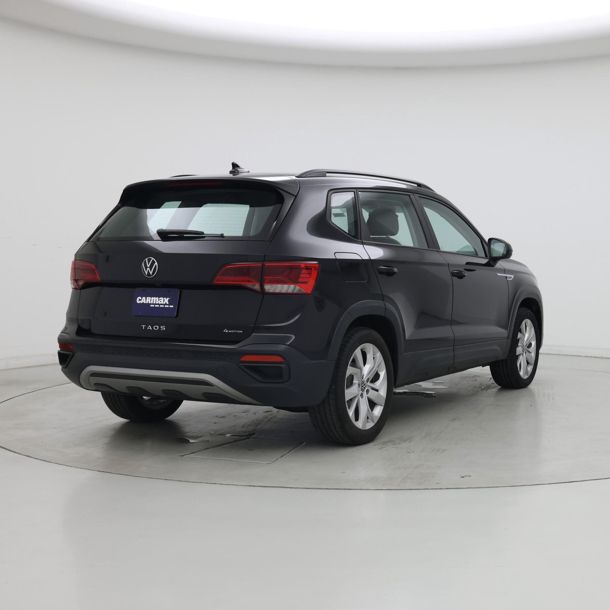 Thumbnail: 2023 Volkswagen Taos - 8