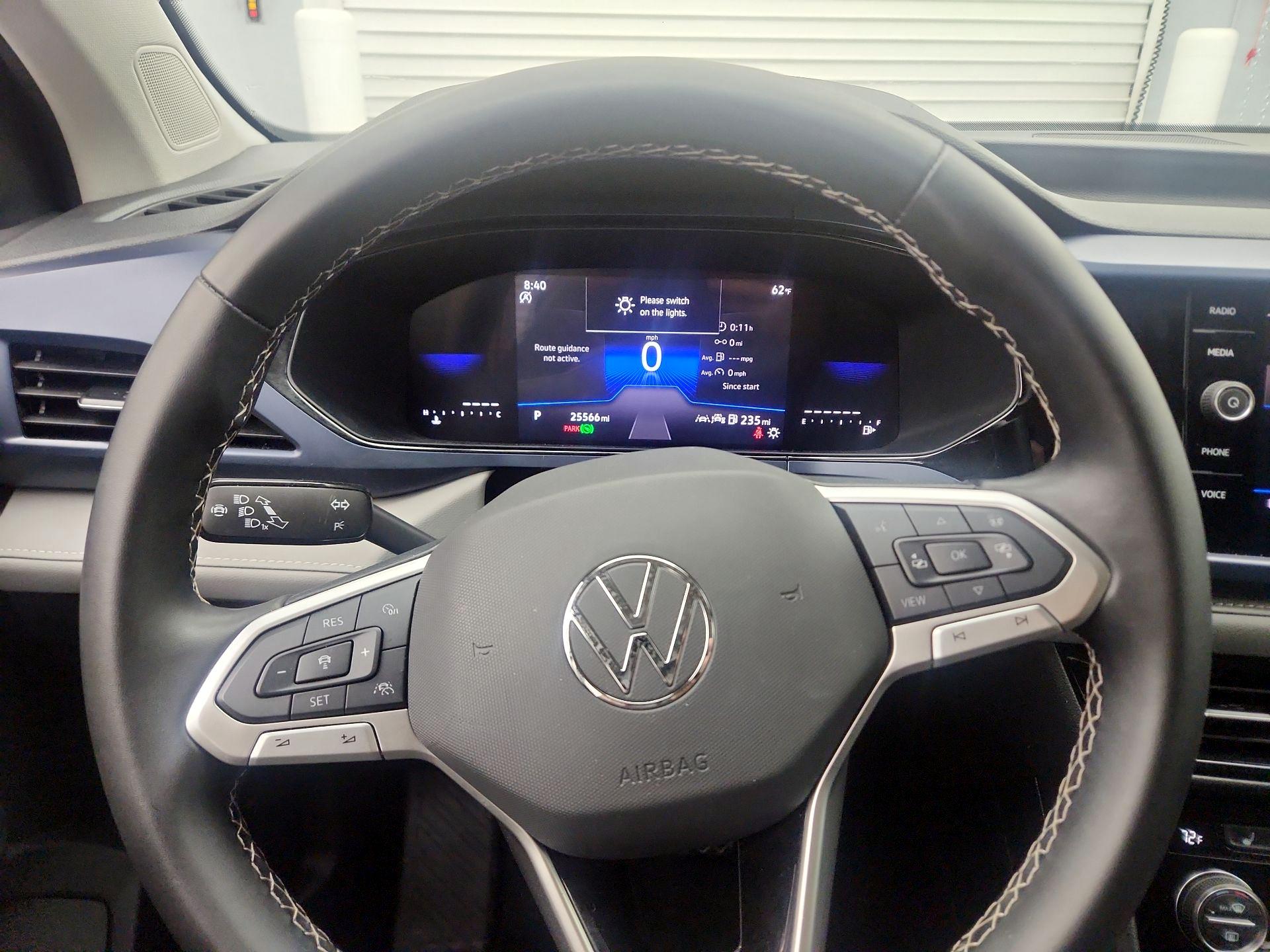 Thumbnail: 2024 Volkswagen Taos - 10