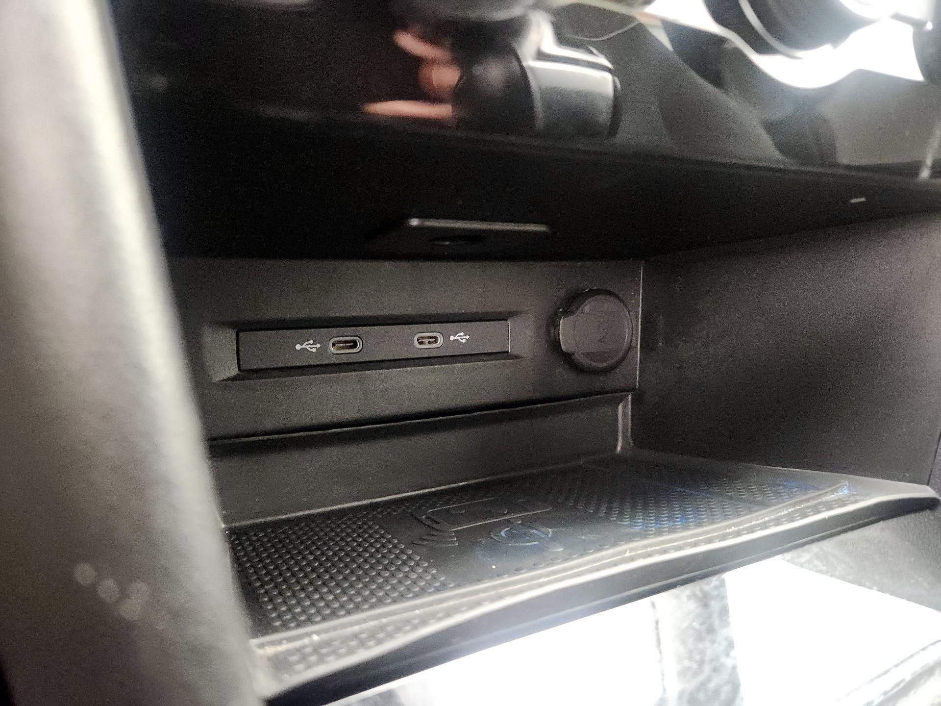 Thumbnail: 2024 Volkswagen Taos - 18