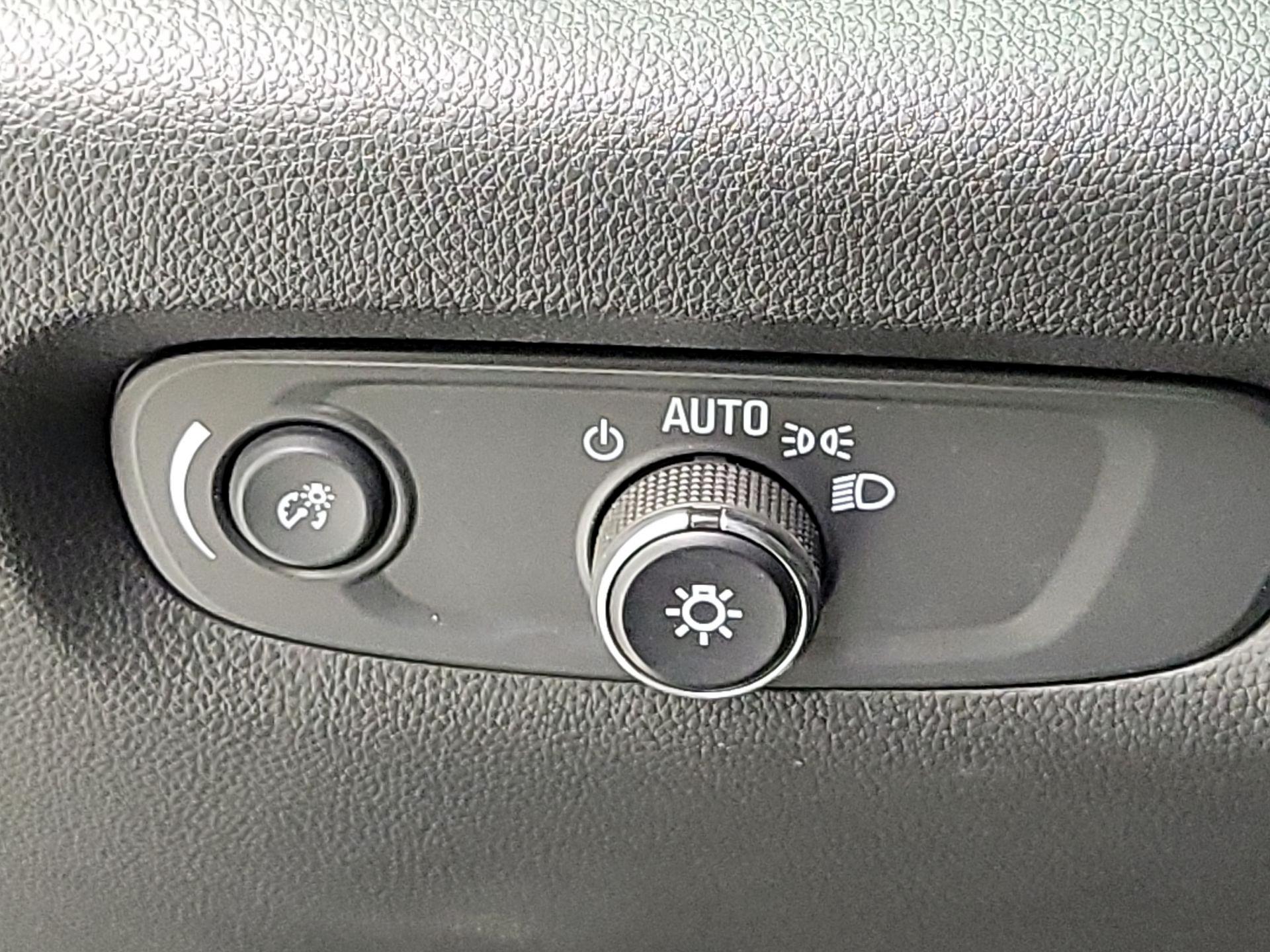 Thumbnail: 2023 Chevrolet Traverse - 11