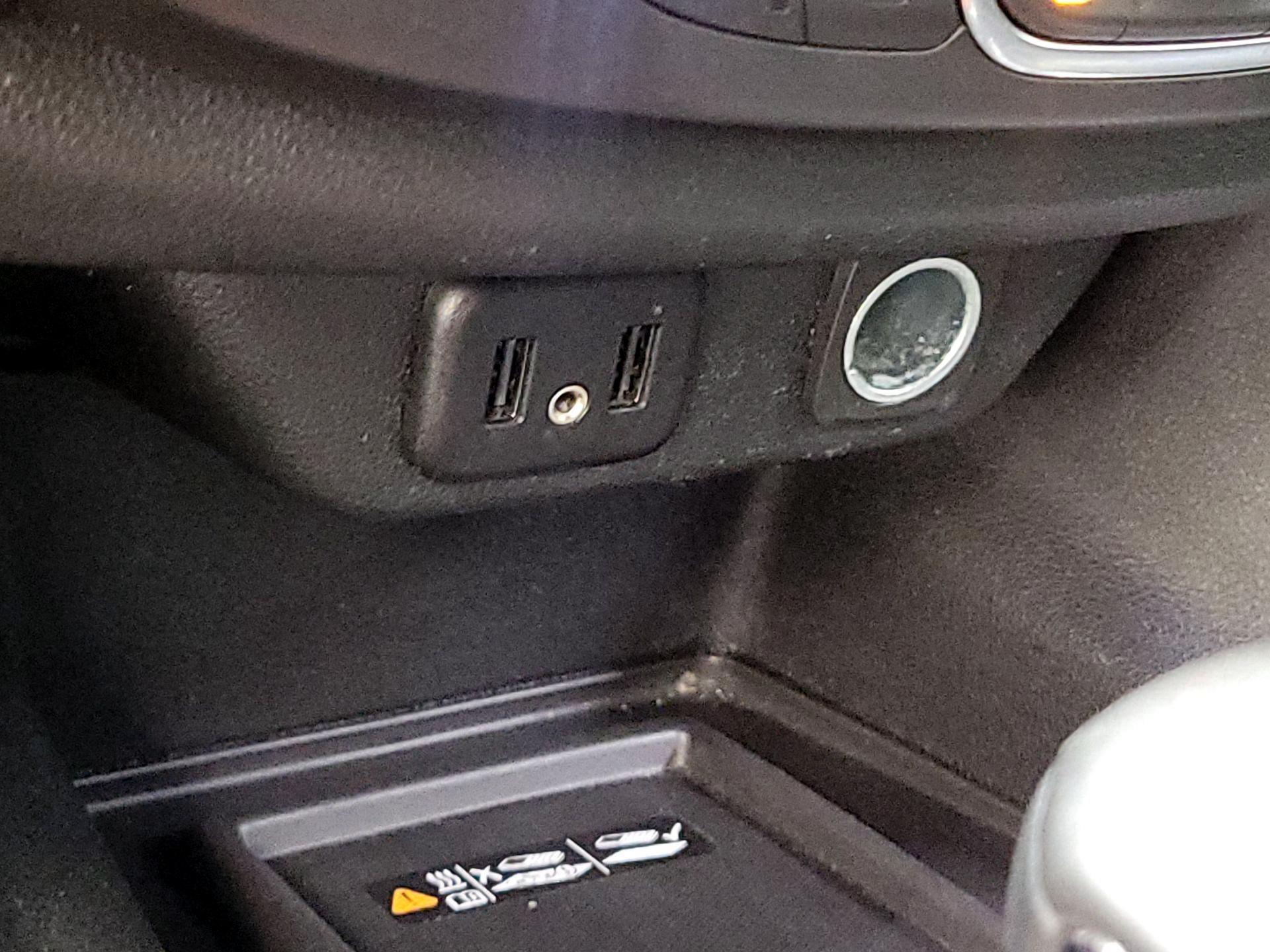 Thumbnail: 2023 Chevrolet Traverse - 16