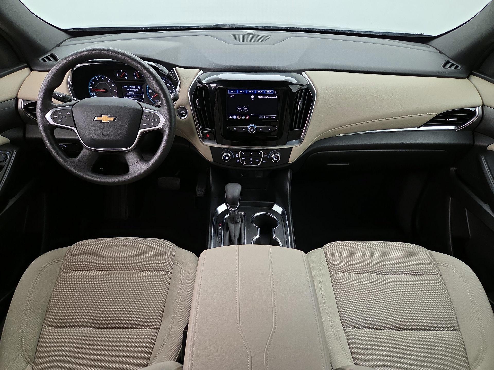 Thumbnail: 2023 Chevrolet Traverse - 9