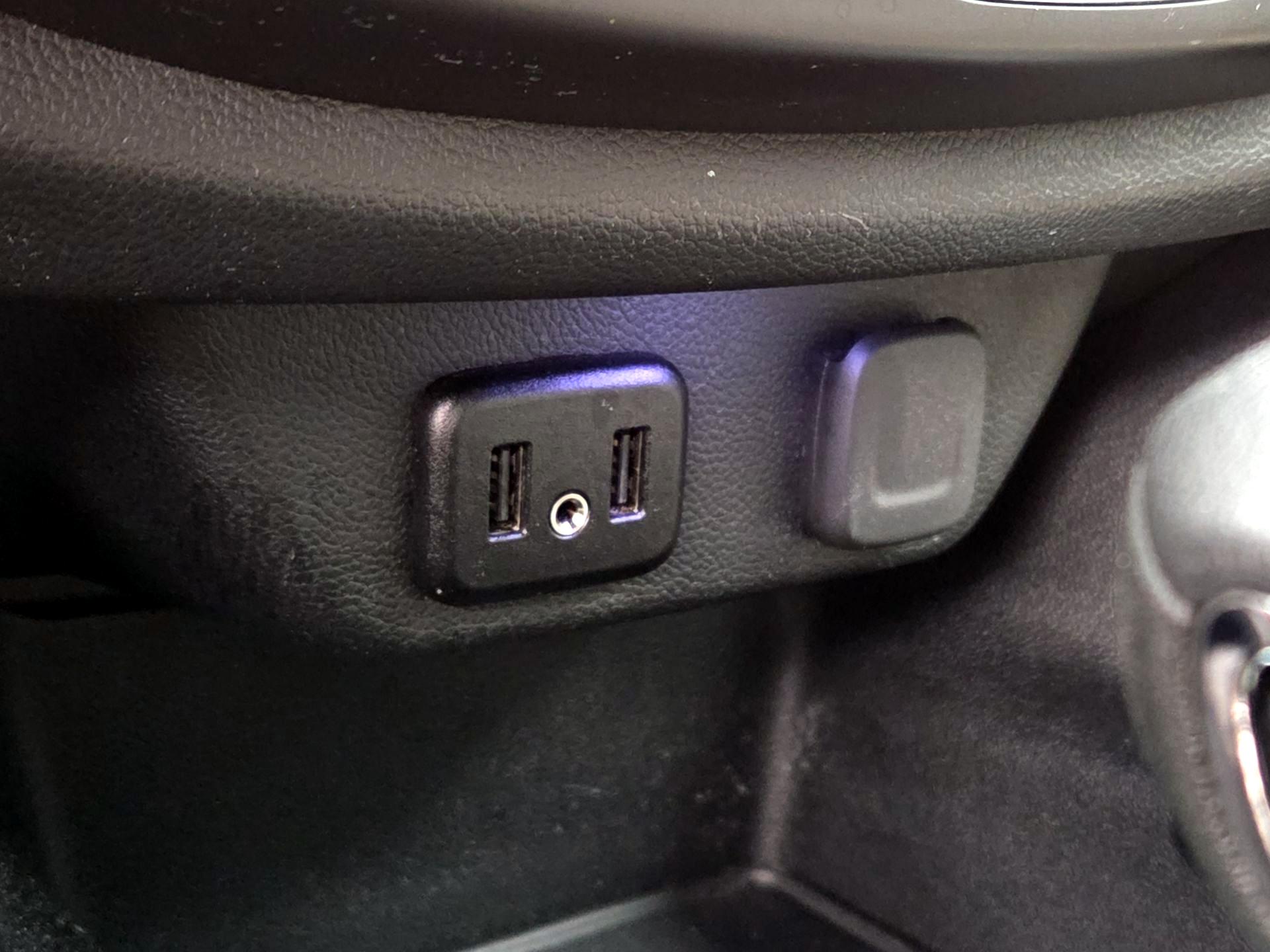 Thumbnail: 2023 Chevrolet Traverse - 18