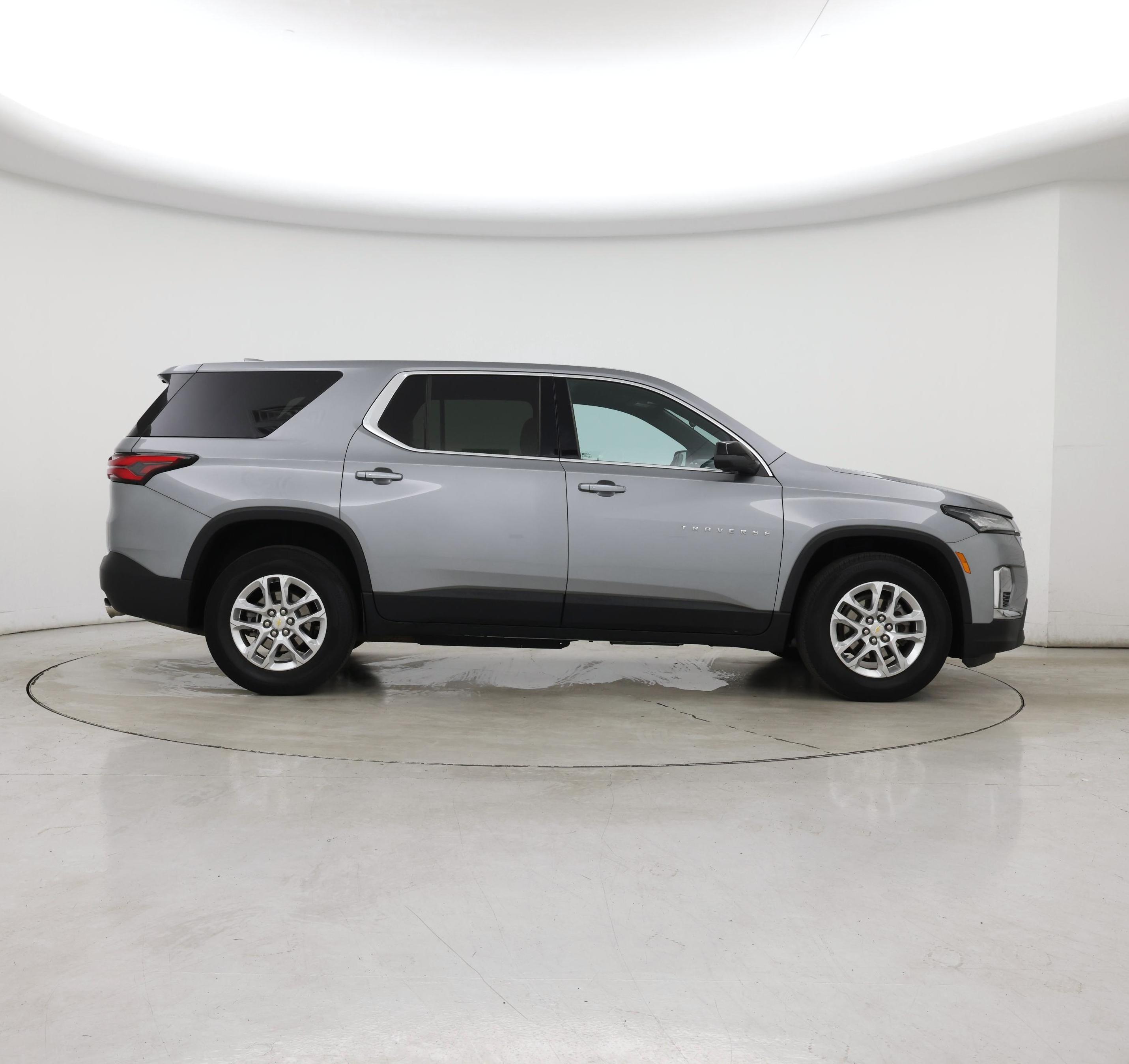 Thumbnail: 2023 Chevrolet Traverse - 7