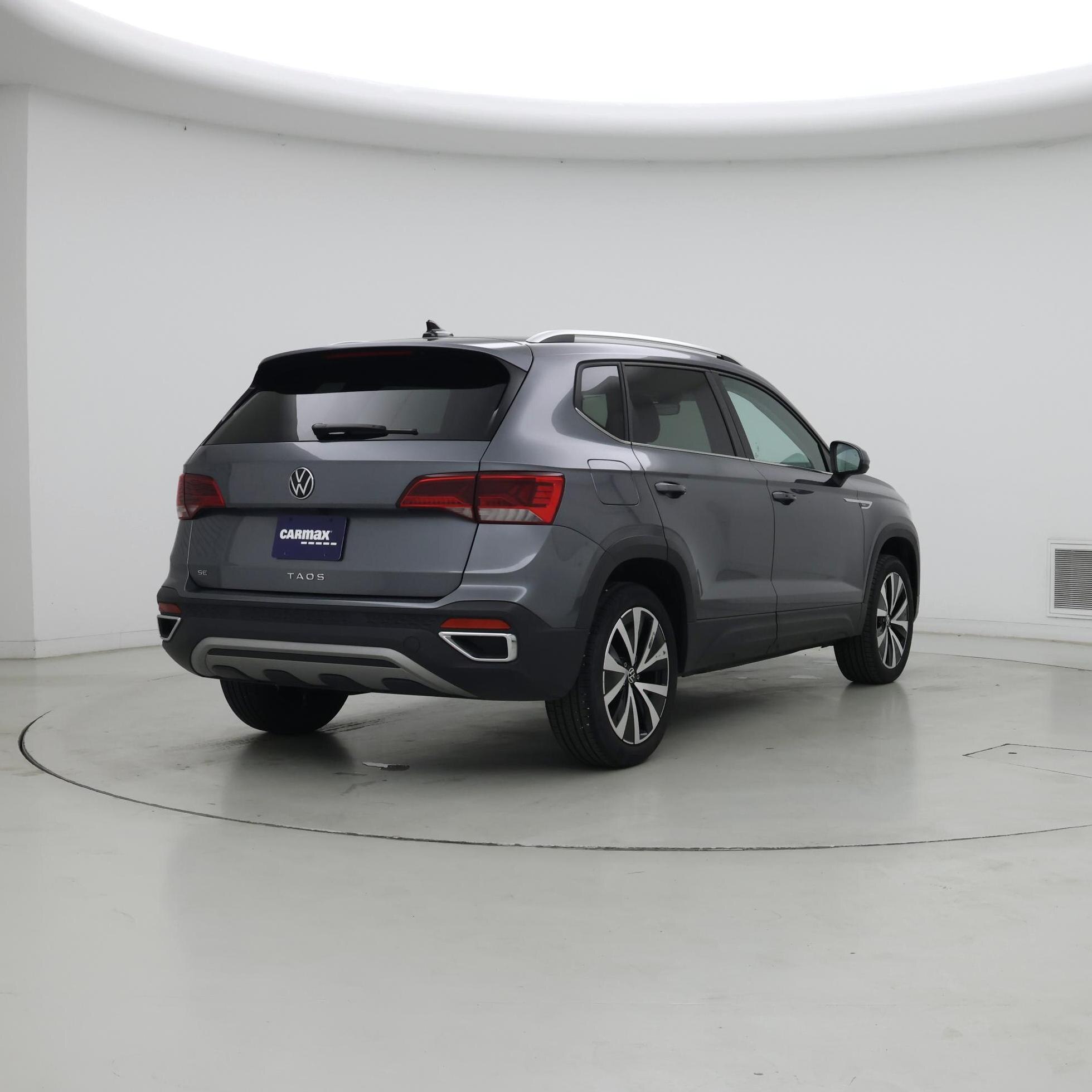 Thumbnail: 2024 Volkswagen Taos - 8