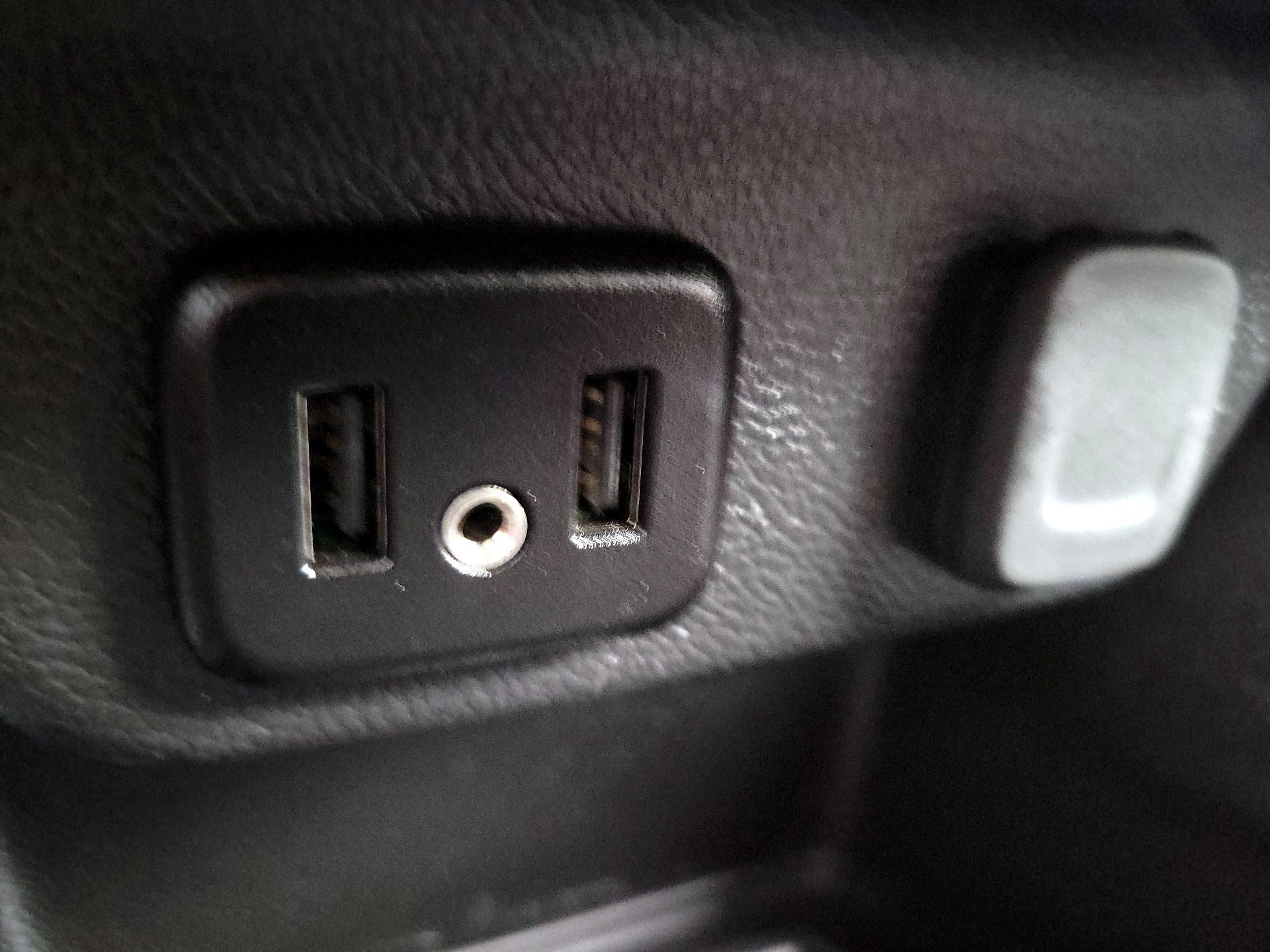 Thumbnail: 2023 Chevrolet Traverse - 18