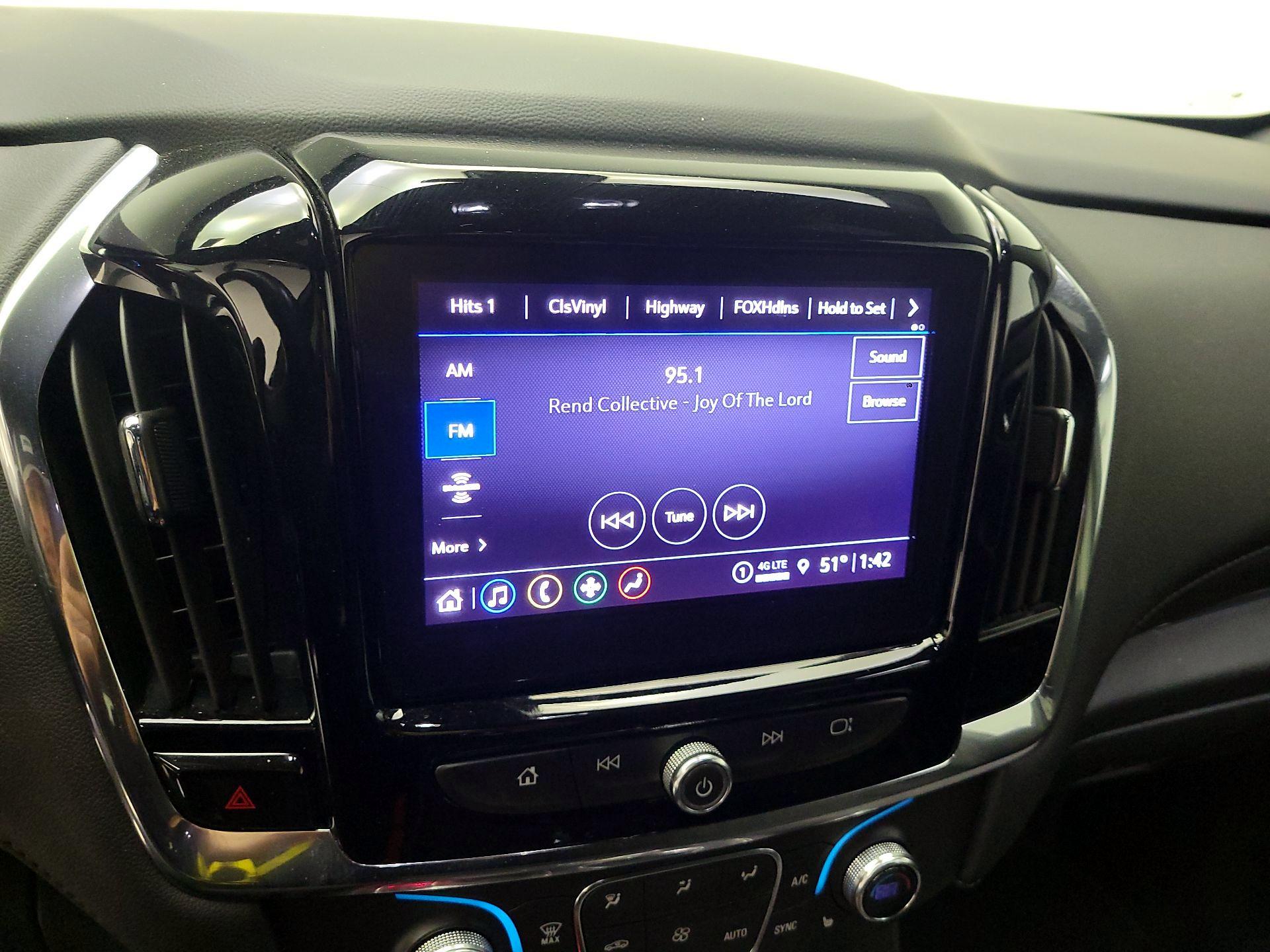 Thumbnail: 2023 Chevrolet Traverse - 13